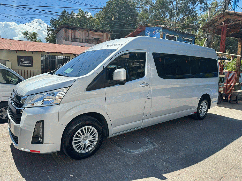 Atitrans, Antigua Guatemala and Panajachel