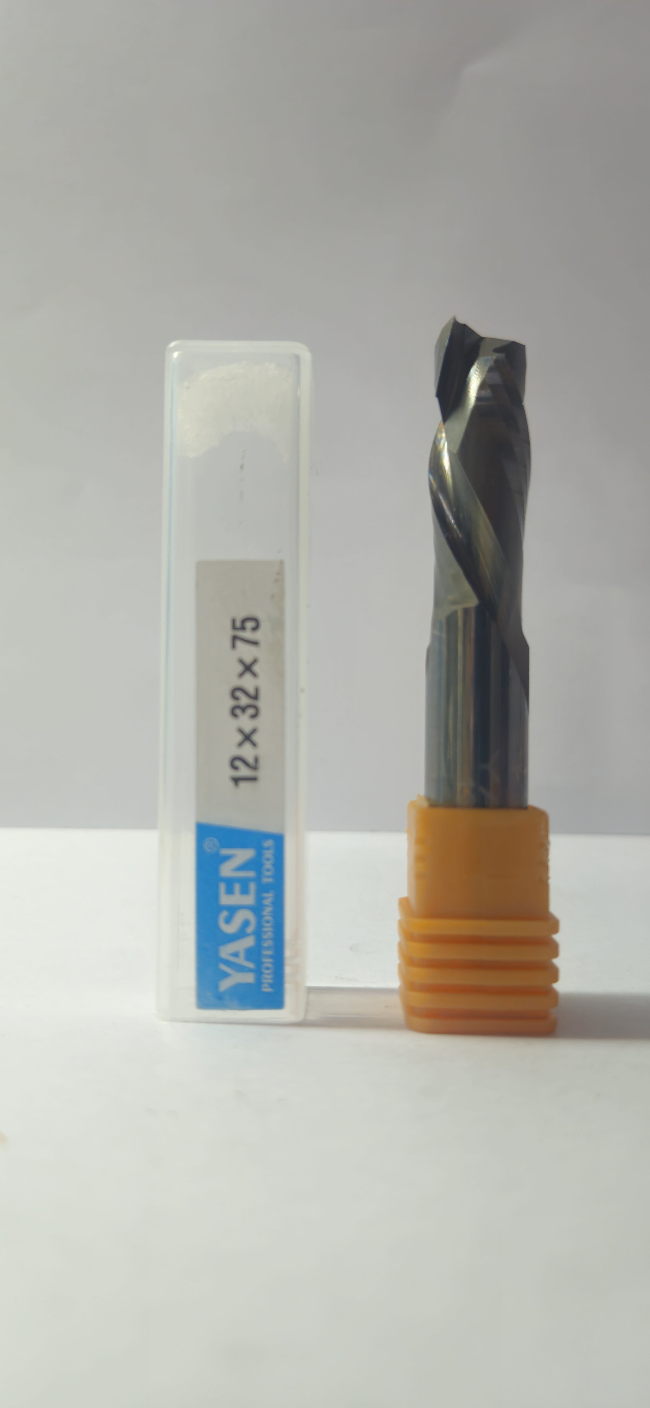 Compression Bit – Ø12 FL32 TL75 (2 Flute)