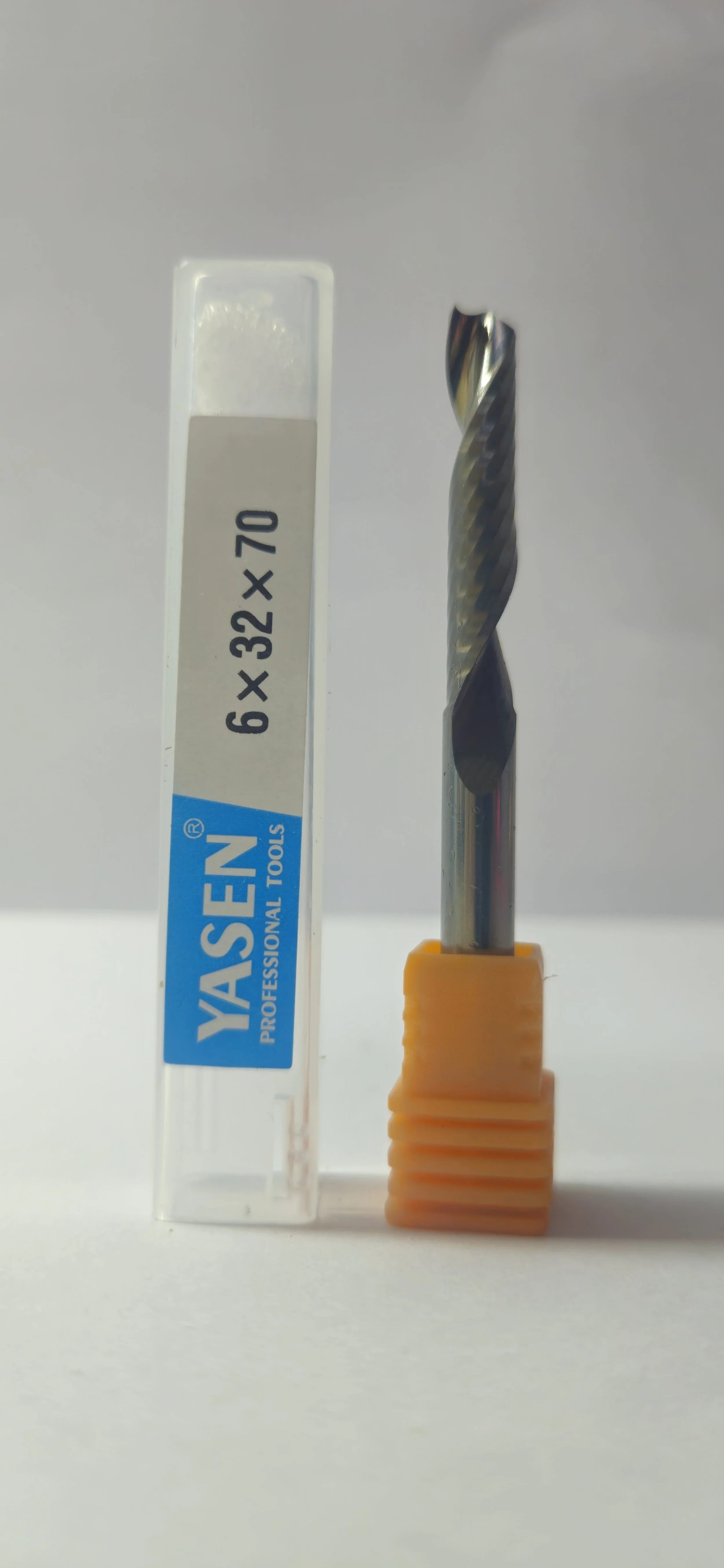 Up-Cut Bit – Ø6 FL32 TL70 (1 Flute)