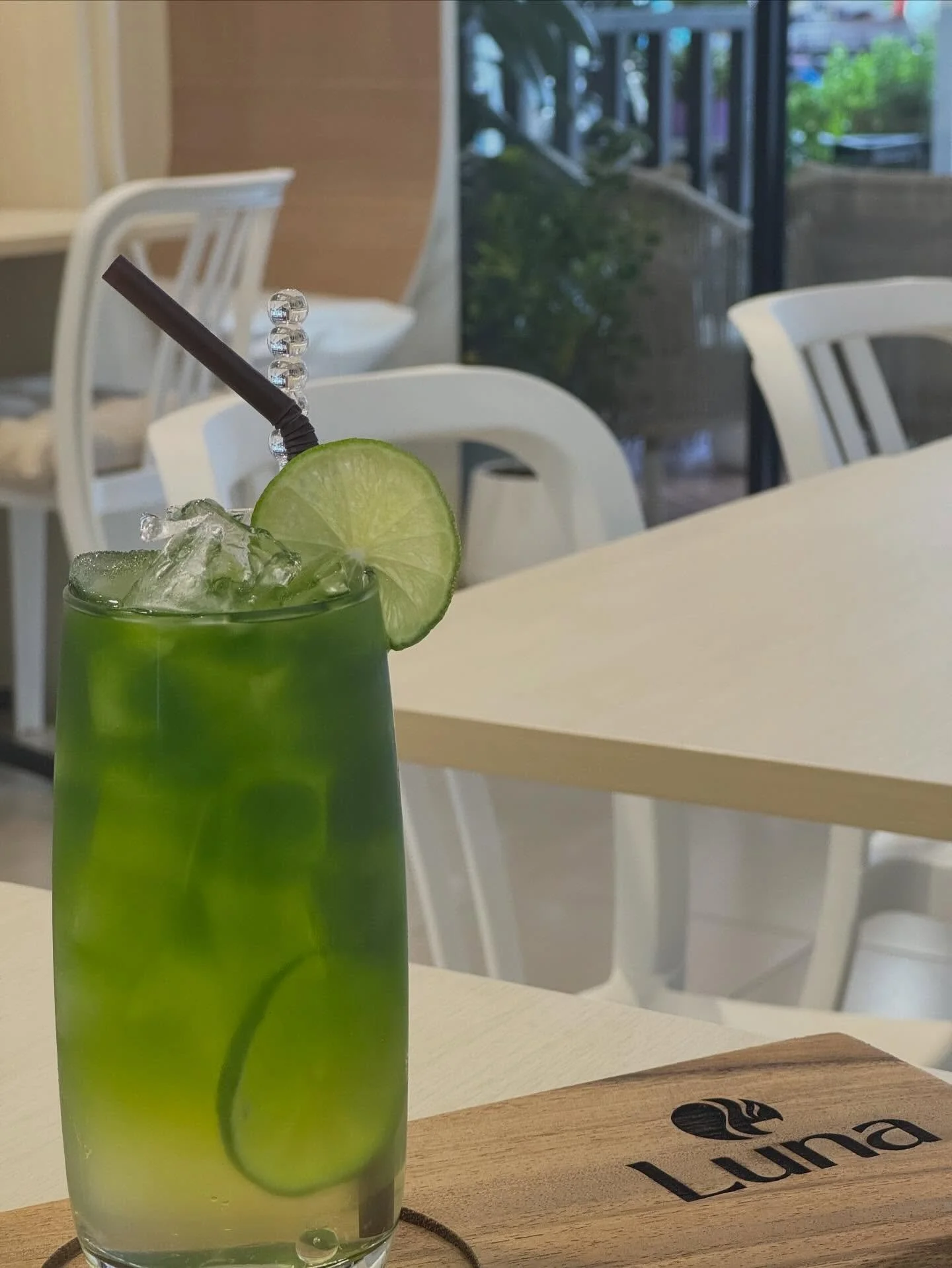 Sweet honey meets zesty lemon .
The ultimate green tea glow only at LunaCafe&rsquo;.
