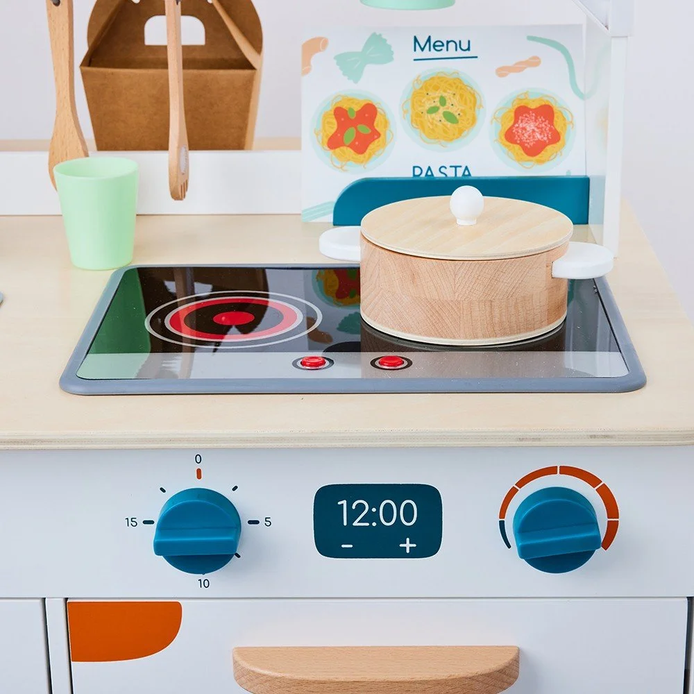 Studio Balzo_Little Chef Kitchen 1.jpg