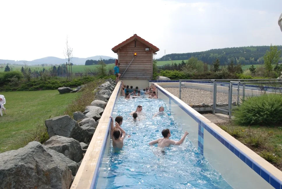 Center Parcs Park Hochsauerland, DE, mit API WAVES® in Lazy River