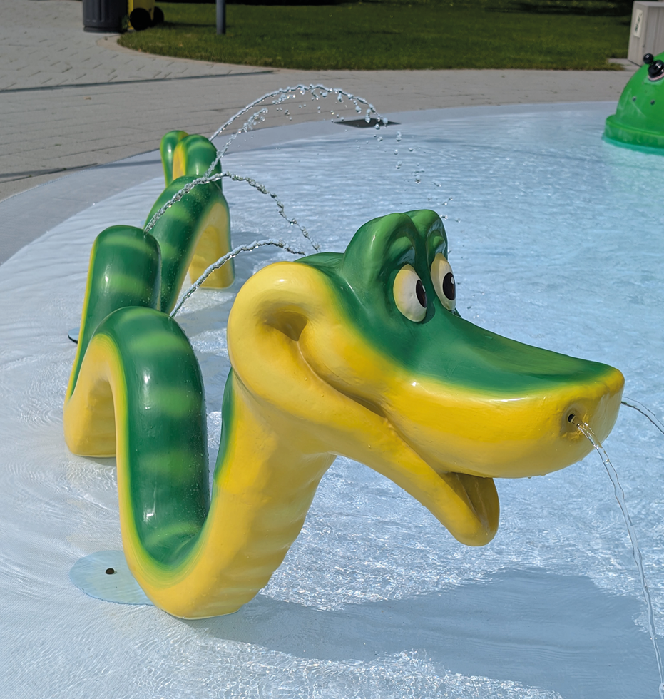 KAAPI Classic – interaktive Squeeze & Spray Schlange zum Sitzen, Gleiten und Spielen mit Wasserstrahlen von API WATER FUN GmbH