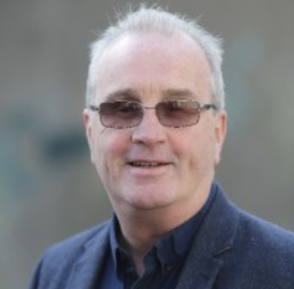 When Sight Is Not the Barrier: Reading, Access, and Protecting Confidence