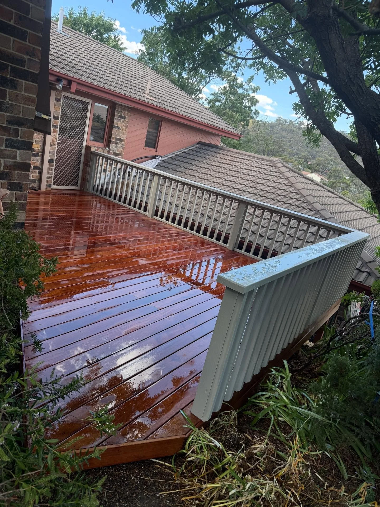 Full completion of this deck refurb in Fadden✅ Great way to start the year 😎