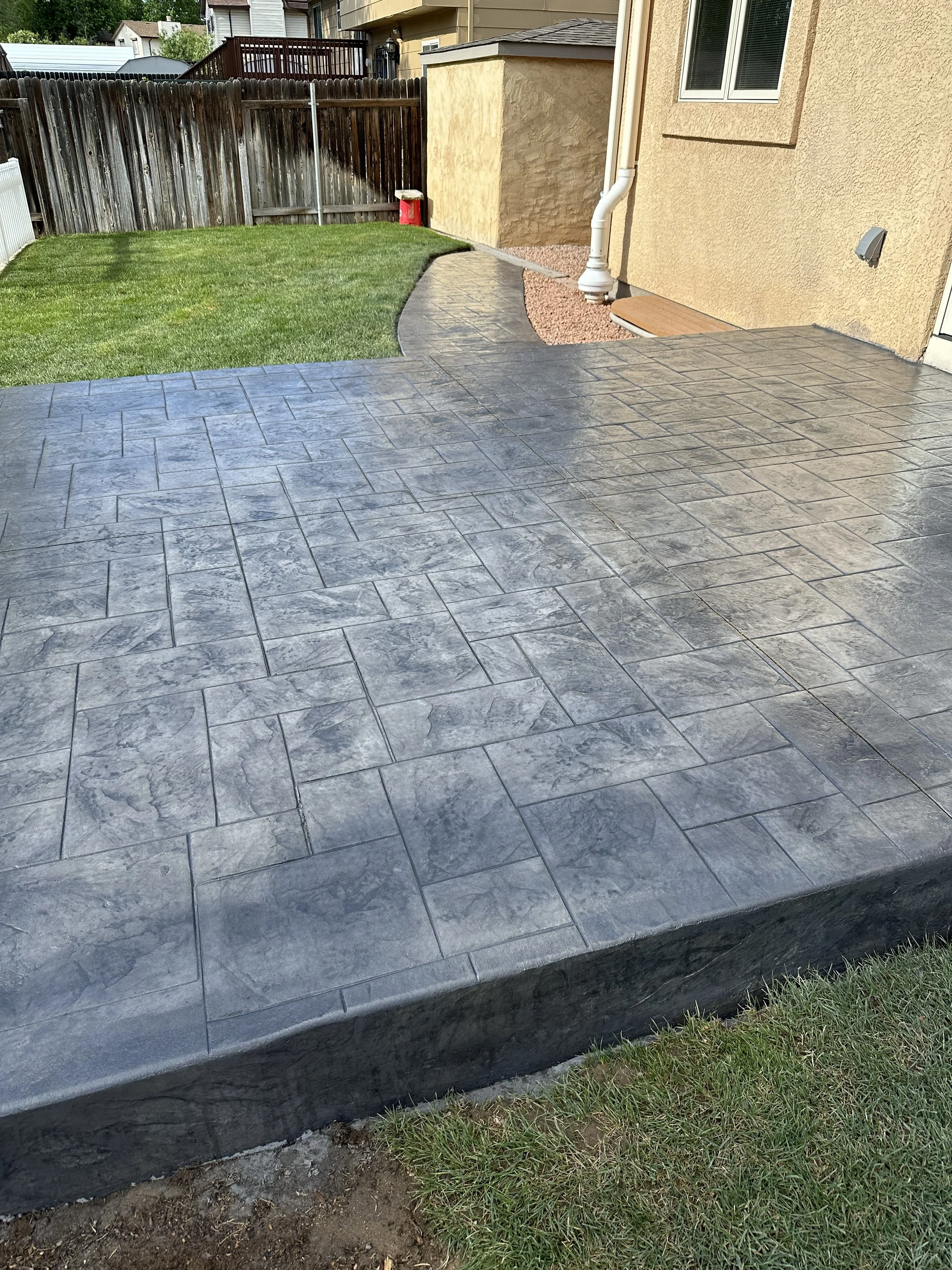 Ashler Stamped Concrete with Dark Grey and Light Gray
