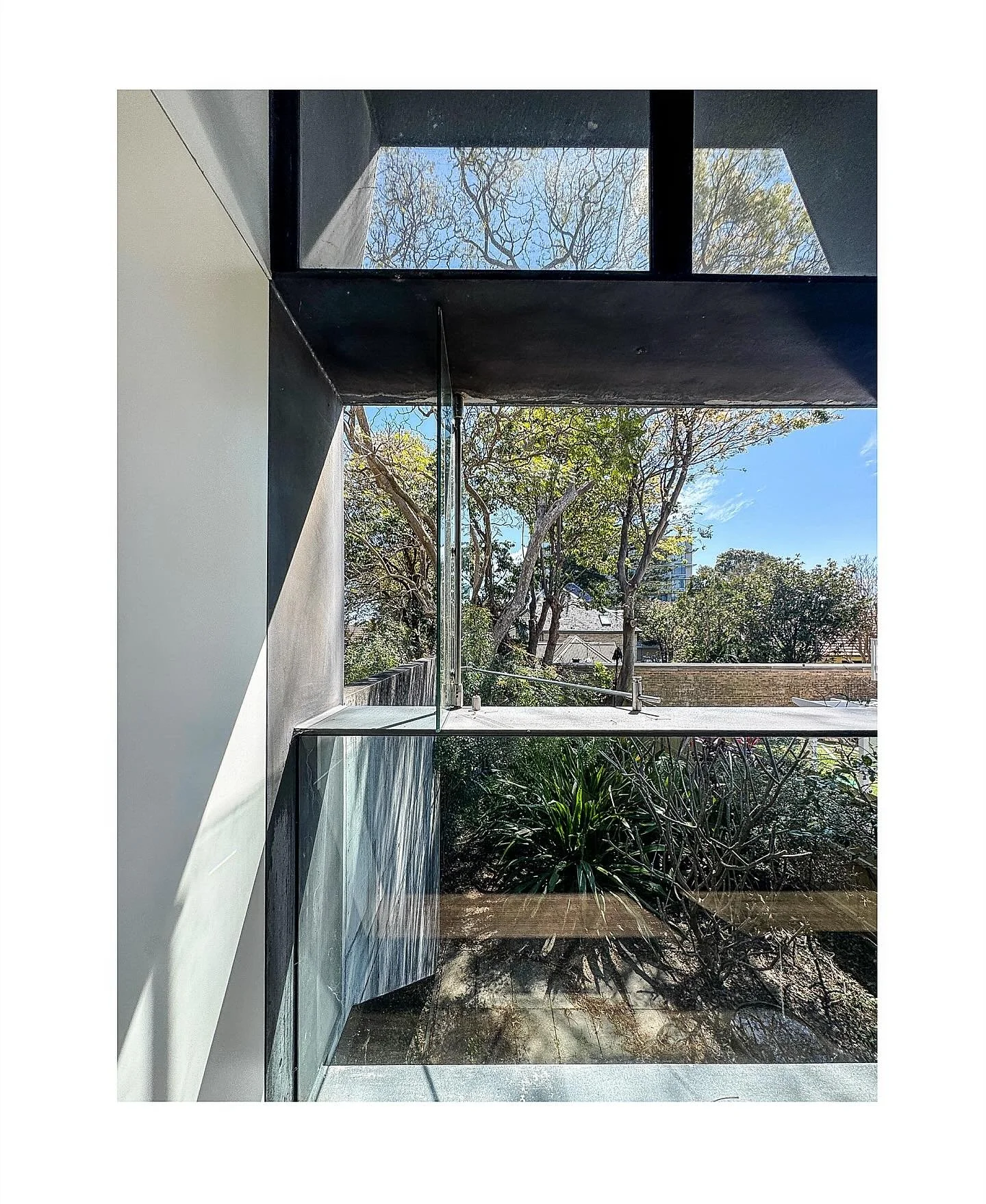 Environmental Moderator. Window detail, Glenn Murcutt&rsquo;s (own) house, Mosman, Sydney, where he still lives and works. Final photo is of the pivoting hinged frameless glass.