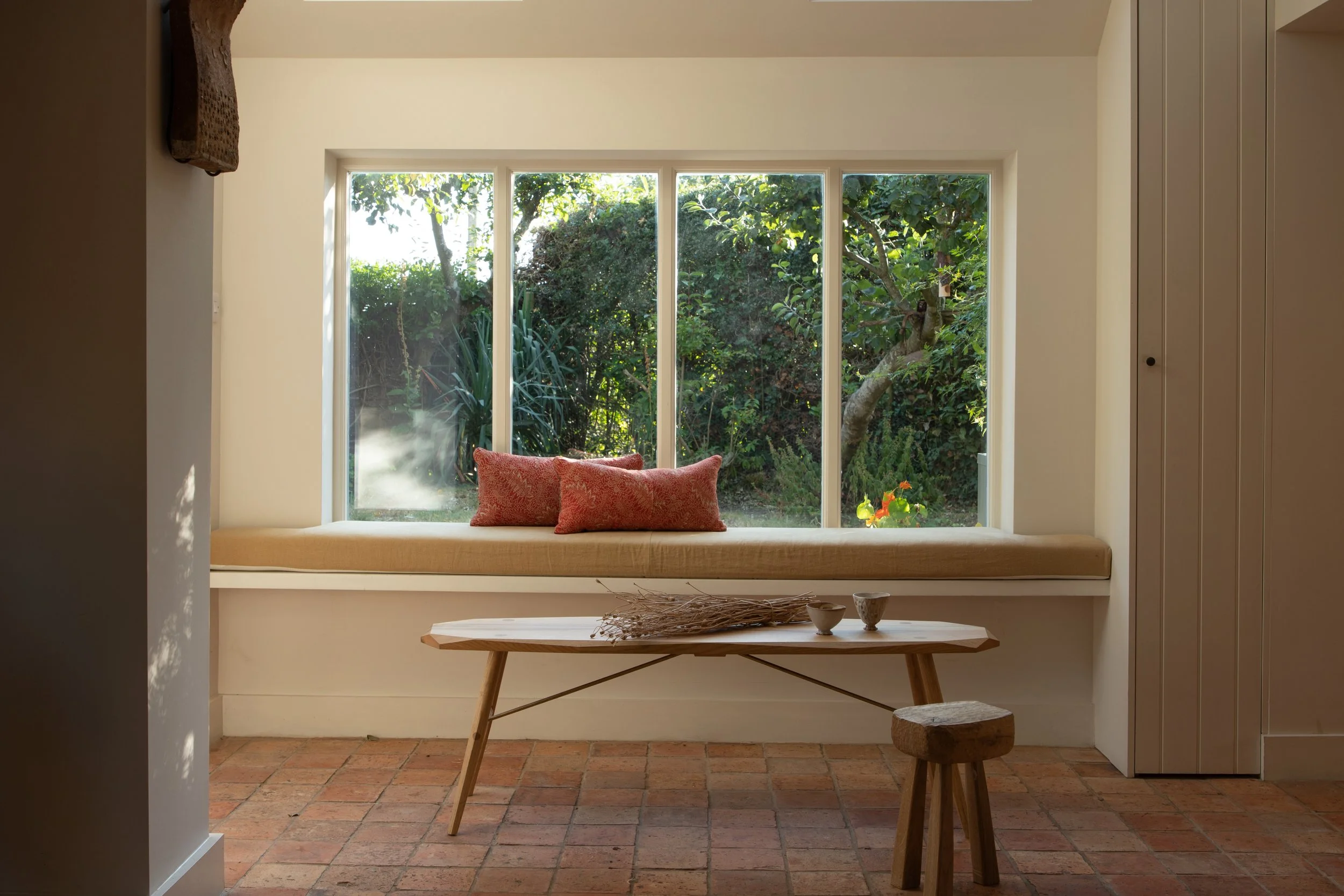 dining room horizontal.jpg