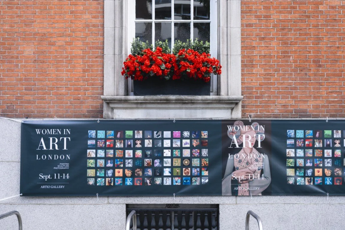 London WIA-355 (Medium).JPEG