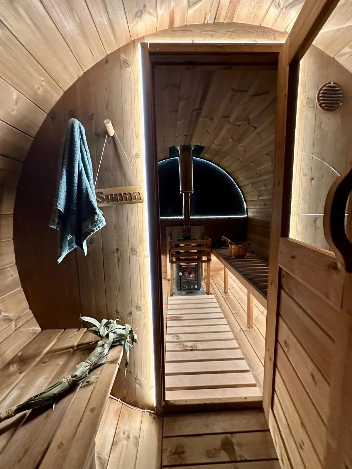 WhatsApp Image 2025-10-21 at 13.26.21 (3).jpeg