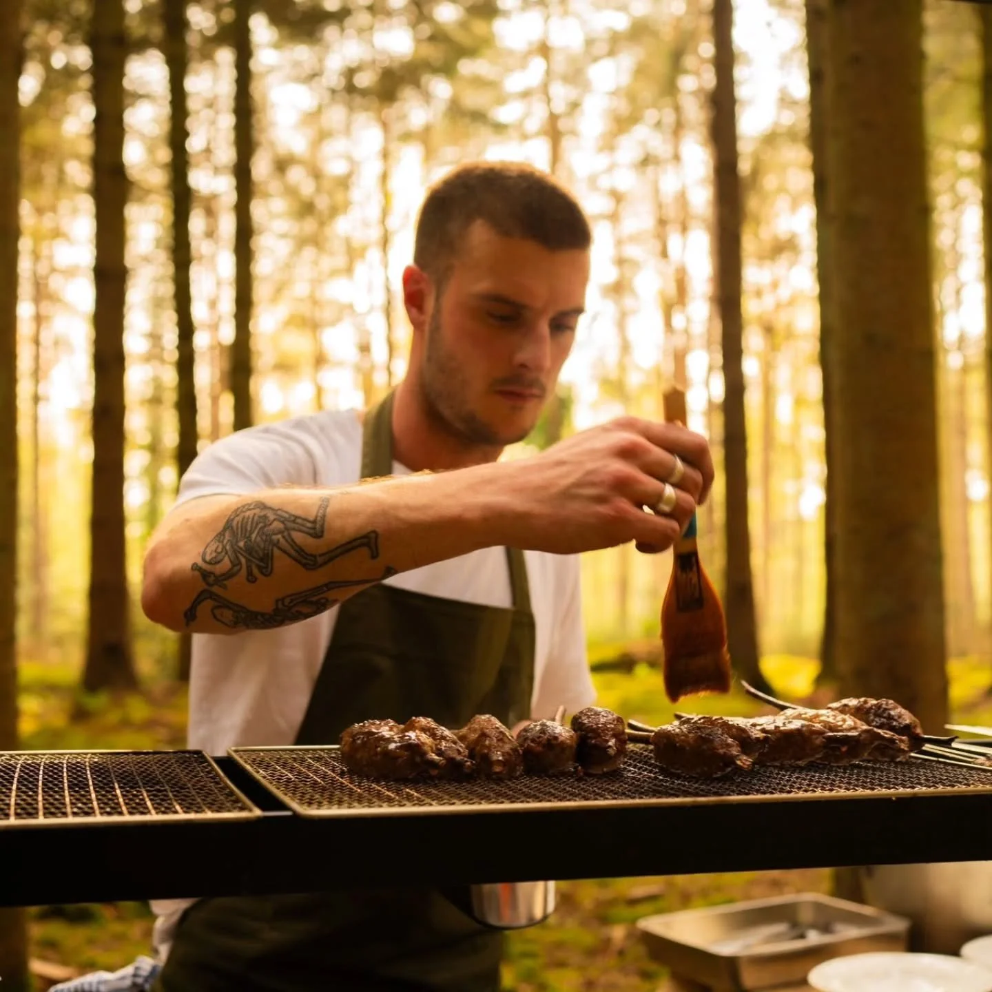 A few spots have become available at our James Brun Supper Club at VinedMe Thornham on Tuesday the 4th of November. 

James Brun, a Norfolk local, who after working in kitchens and on farms from England to Japan, decided to return home to use his kno