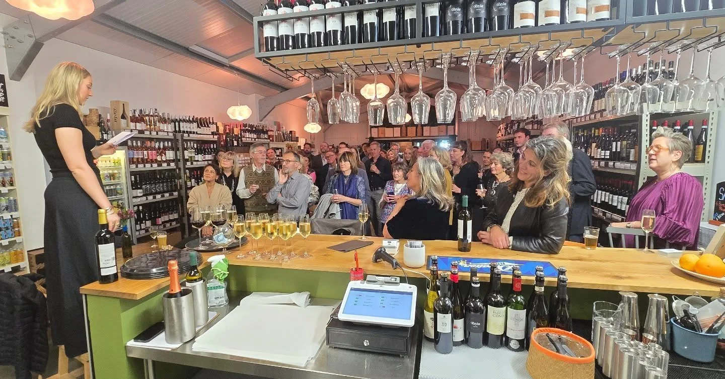 Saturday night was party night at VinedMe Thornham. 

Lots of laughs, dancing, drinking, eating (great catering @crustrebels.pizza ), surprises and emotion! A wonderful evening. 

We catered for 55 last night. It is a great venue for a party! Let us 