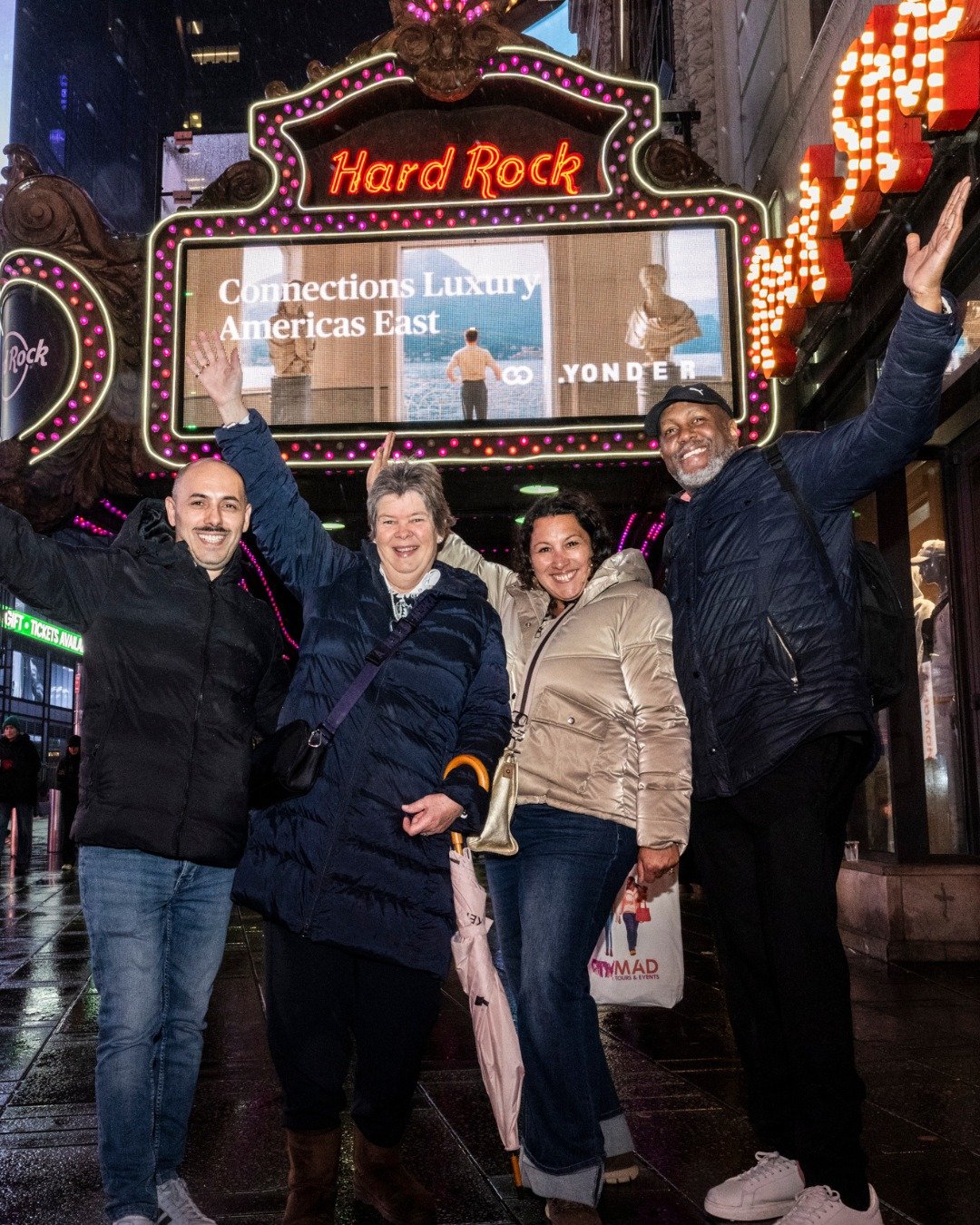 What better way to close our time in New York City than with a drinks reception at the Hard Rock Cafe followed by a show on Broadway! ✨

A huge thank you to our host, @yonderconsulting and to @aka_nyc for an unforgettable final evening in an incredib