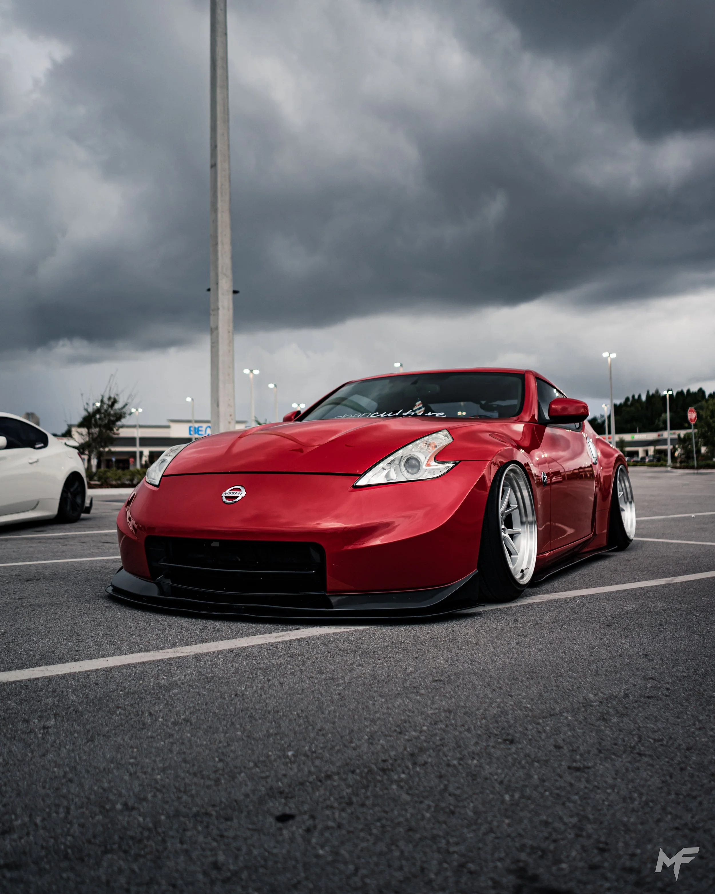 Cherry 370z.jpg