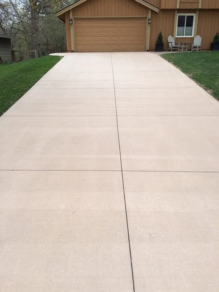 driveway 2.jpg
