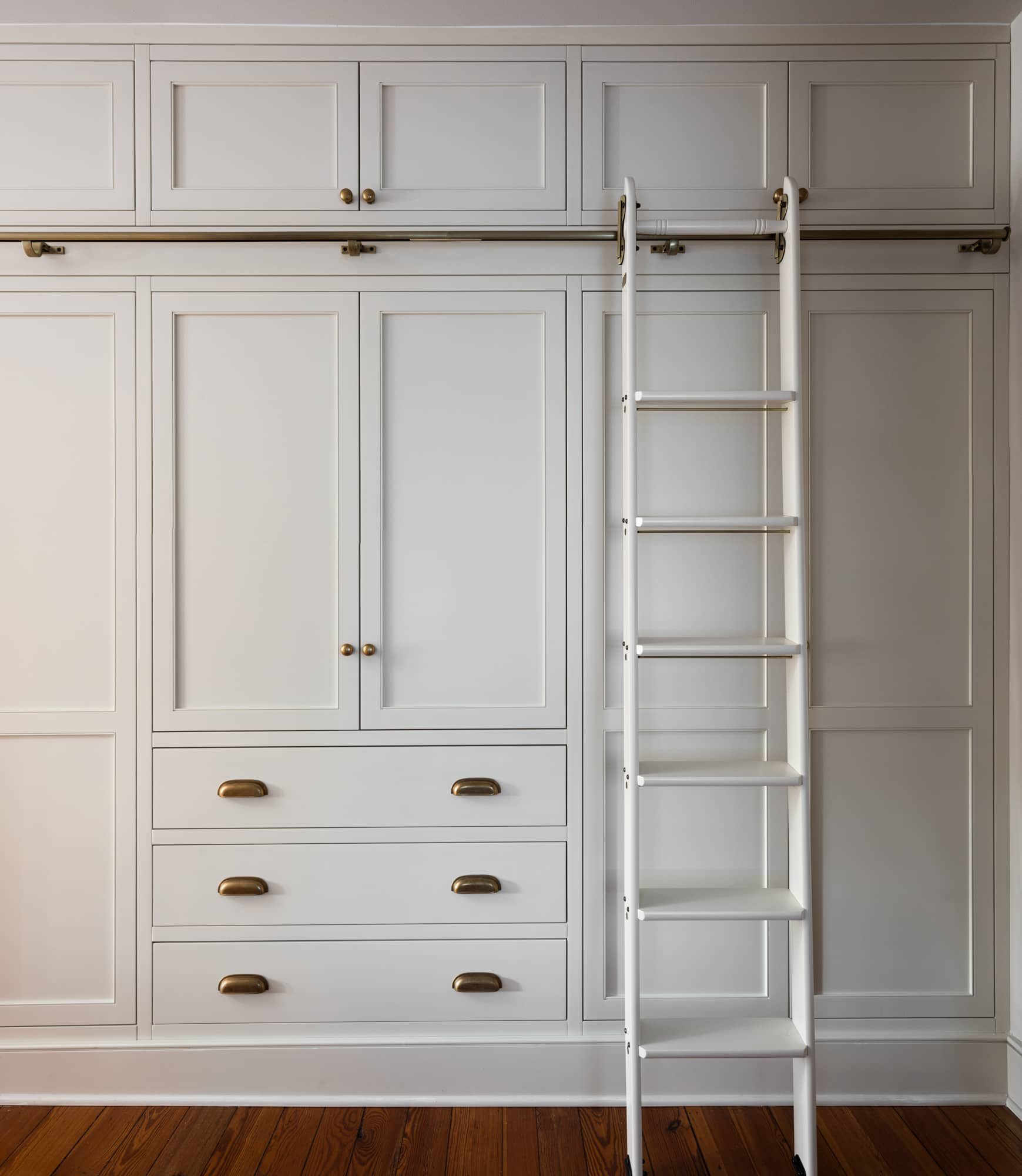 Custom Built-In Close Wall