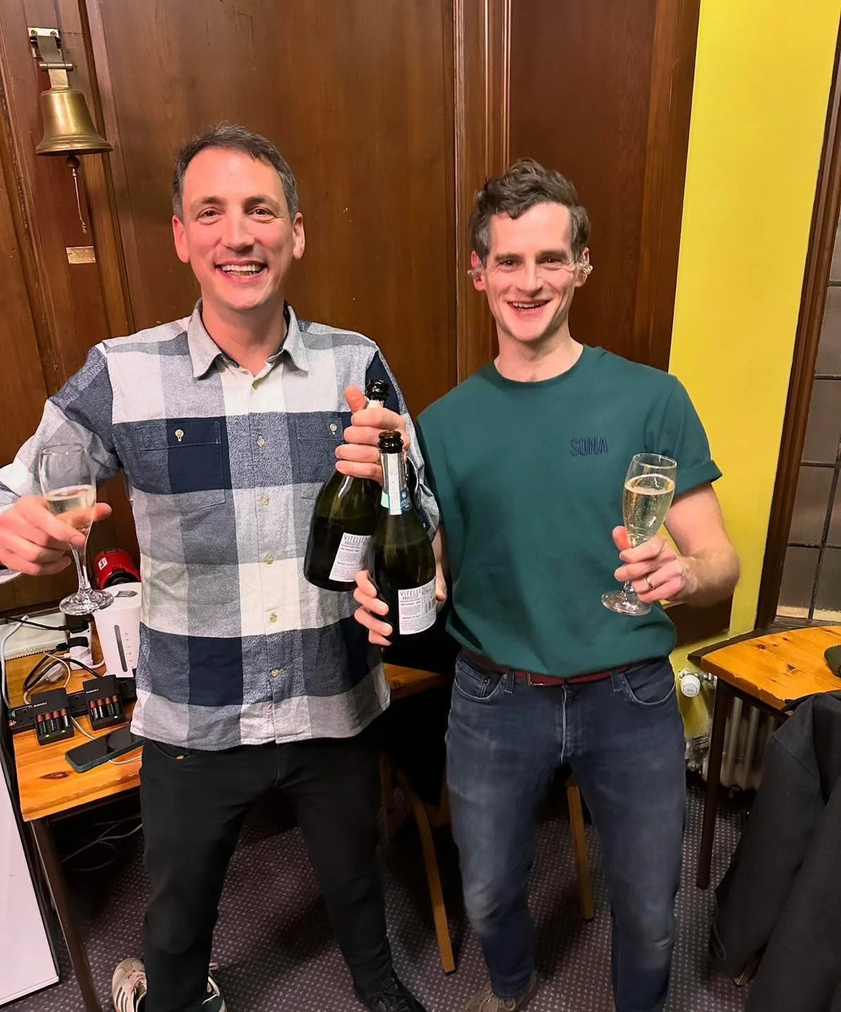🍾 🥂 🪗 Anniversary concert 🎻 🥂 🍾 

Incredibly, next year it will be 20 years since Ewen Henderson and myself started playing together, and since 2006, we have been incredibly fortunate to be involved in all sorts of unimaginable musical experien