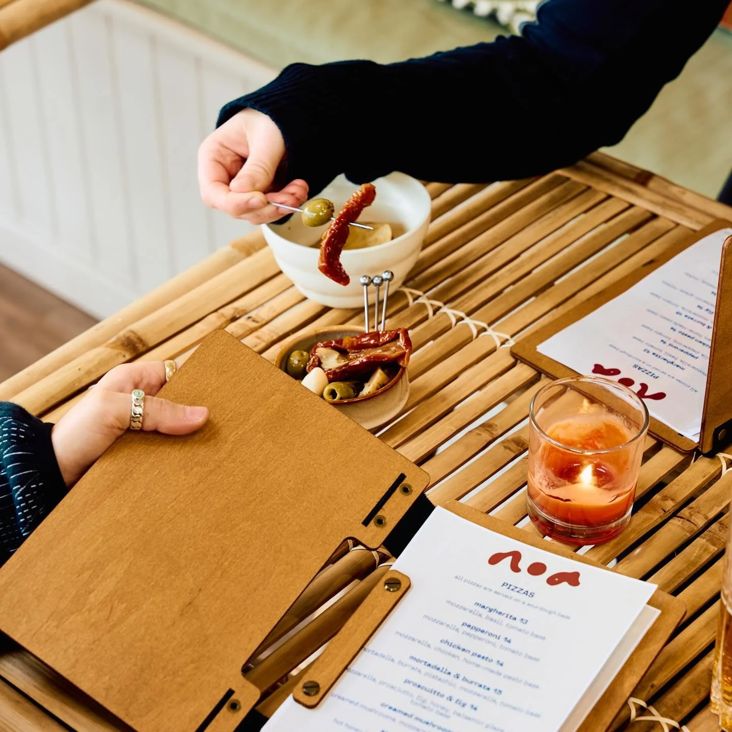 Open today from 12pm serving up our delicious pizzas &amp; cocktails! 

#ramsgate #ramsgatefoodiesmarket #thanet