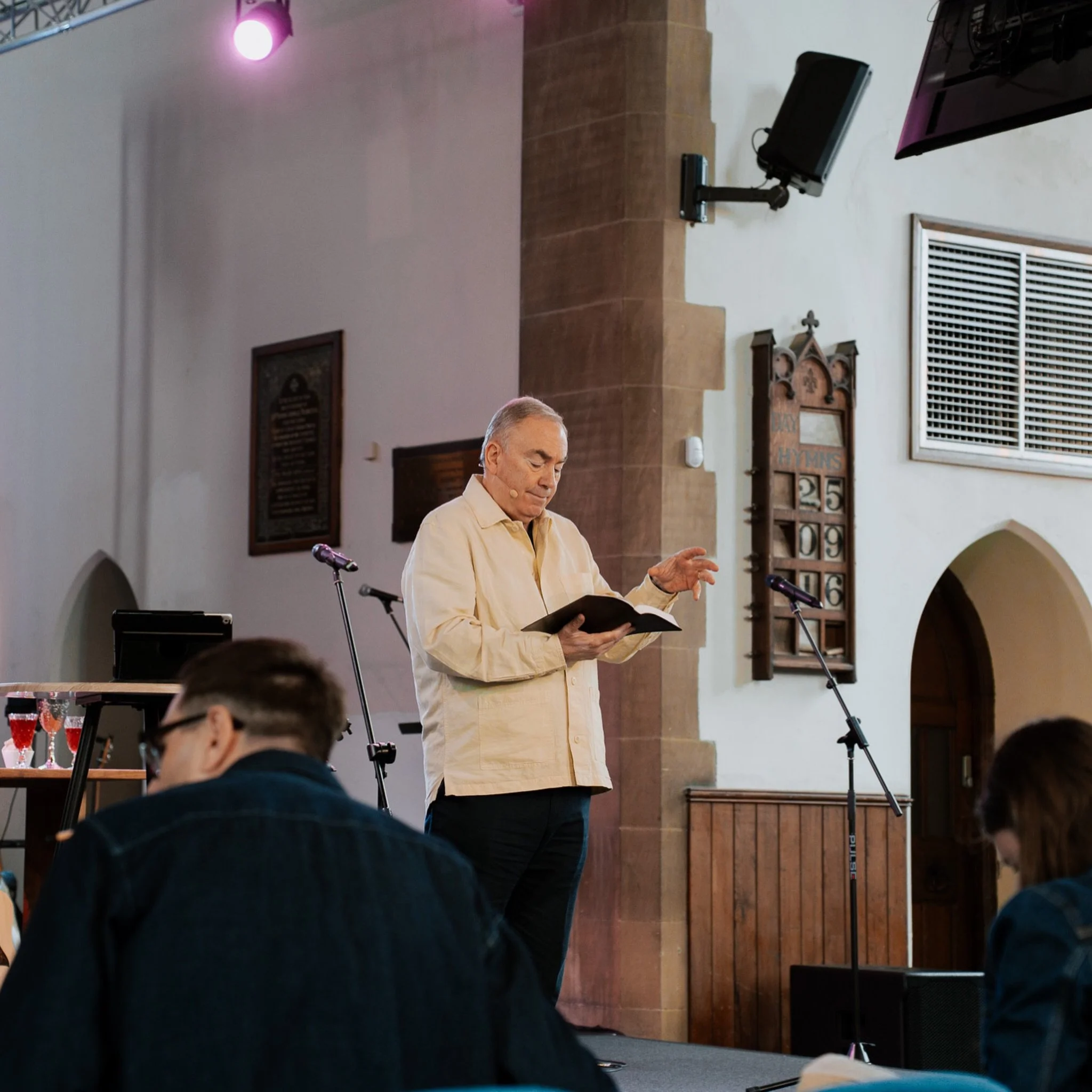 This morning we were joined by Dave Richards from @psandgschurch - we&rsquo;re so grateful for his wisdom he shared with us from Acts 2 🙌🏼

-
#alivechurchgateshead #gateshead #sunday