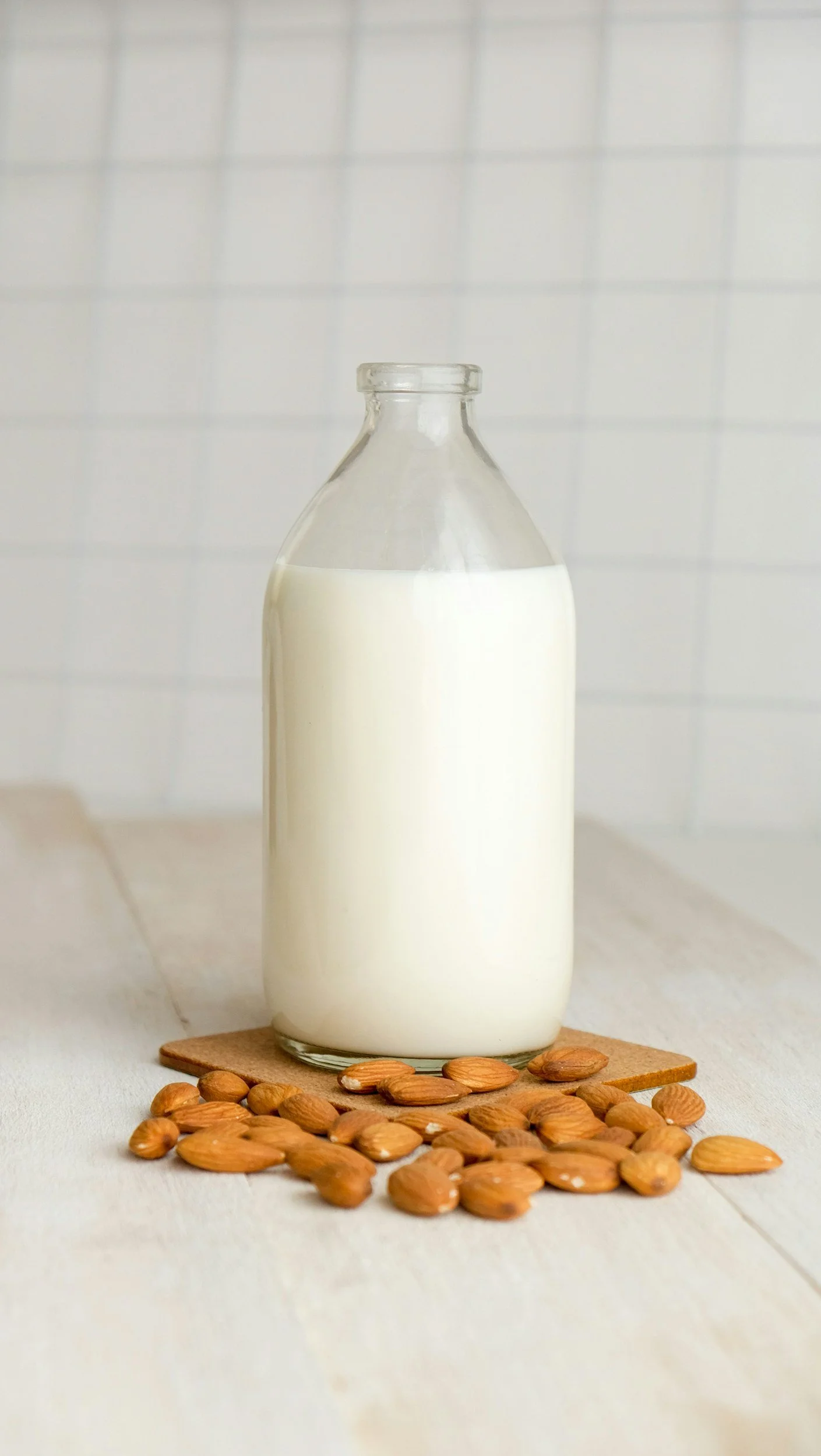 Simple Vanilla Almond Milk