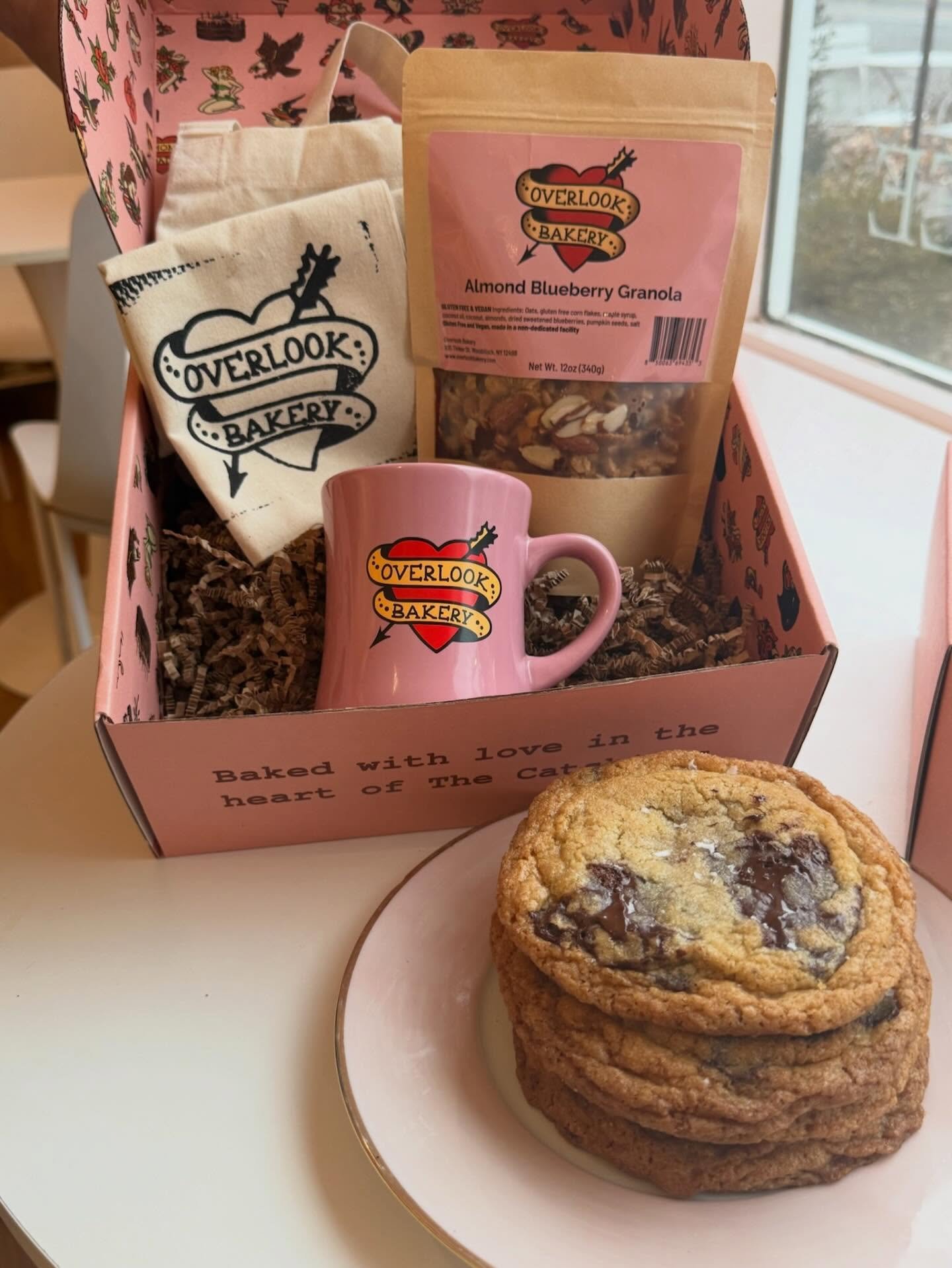 ❄️GIVE THE GIFT OF OVERLOOK❄️ So jazzed on these new gift boxes! Every box includes 4 cookies, a bag of granola, our cute coffee mug &amp; a tote bag- all in our attractive mailer box. Cookie choices are: 4 Chocolate Chunk, Mixed Variety Pack, or our
