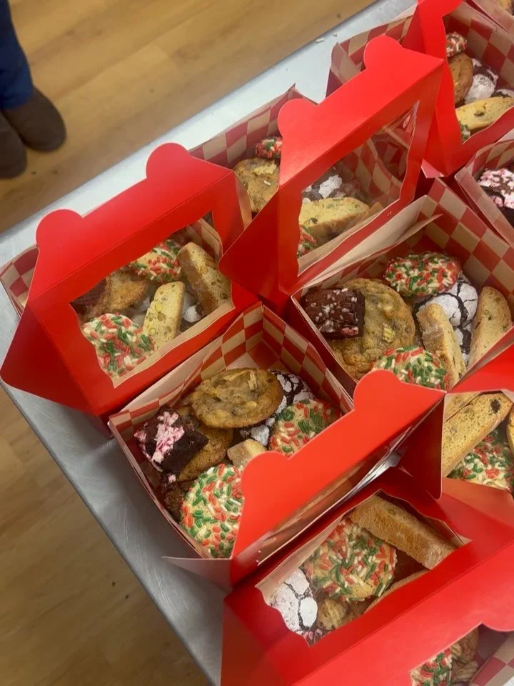 Coookie Maaadnesss! Cookie Monster would be proud of our kitchen this week.💙 Ballers gotta ball (cookies).🍪