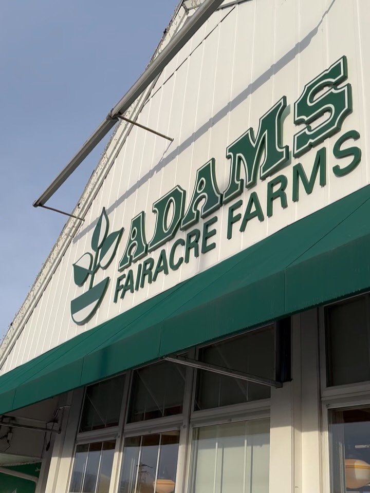 💥BEYOND thrilled to be offering our goodies &amp; granola at our very favorite market @adamsfairacrefarms !!!!! ADAMS BABY! 🤯🤭🫨 We&rsquo;re on the endcap near the amazing cheese dept, please pick up an item this weekend and help us sell out! 🩷❤️