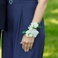 Wrist Corsage zoom.jpg
