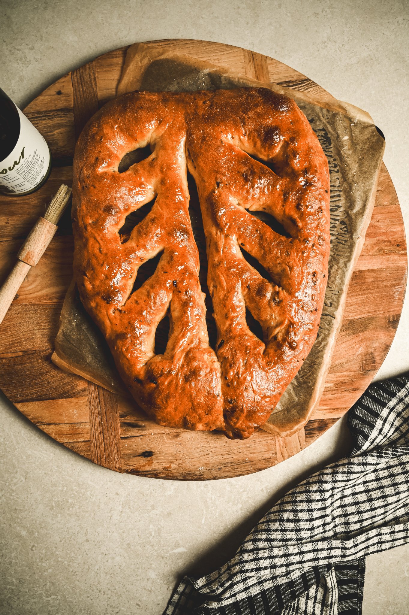 Sun-Dried Tomato and Oregano Fougasse