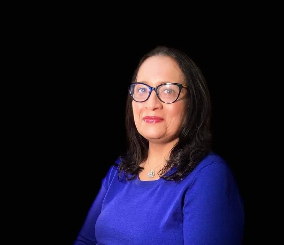 Ayurvedic wellness coach Kruti Thakore supporting clients with sustainable weight loss and energy restoration.