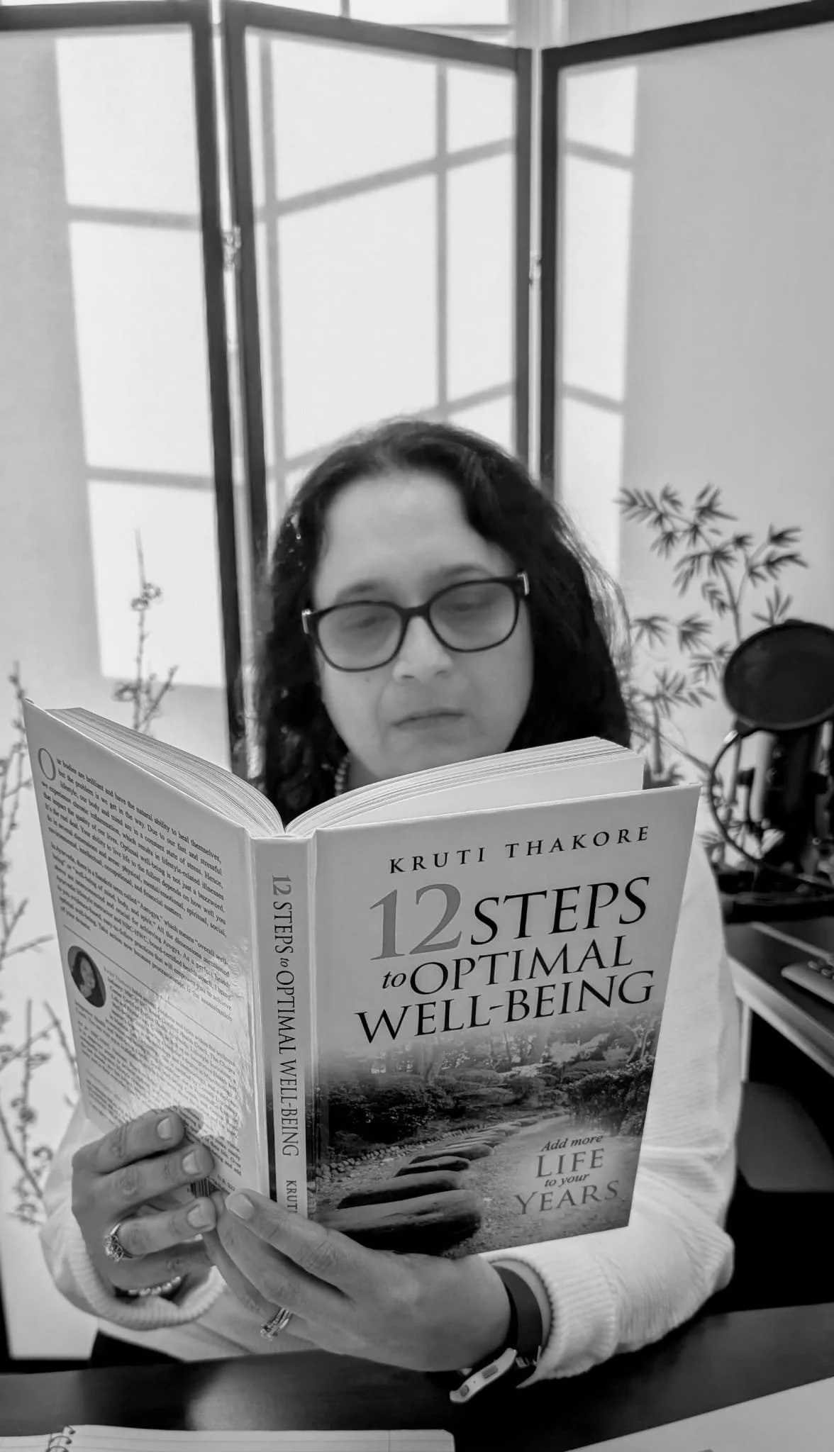 2 Steps to Optimal Well-Being course by Kruti Thakore, based on bestselling book, teaching Ayurveda, nutrition, stress management, and self-care for lasting vitality