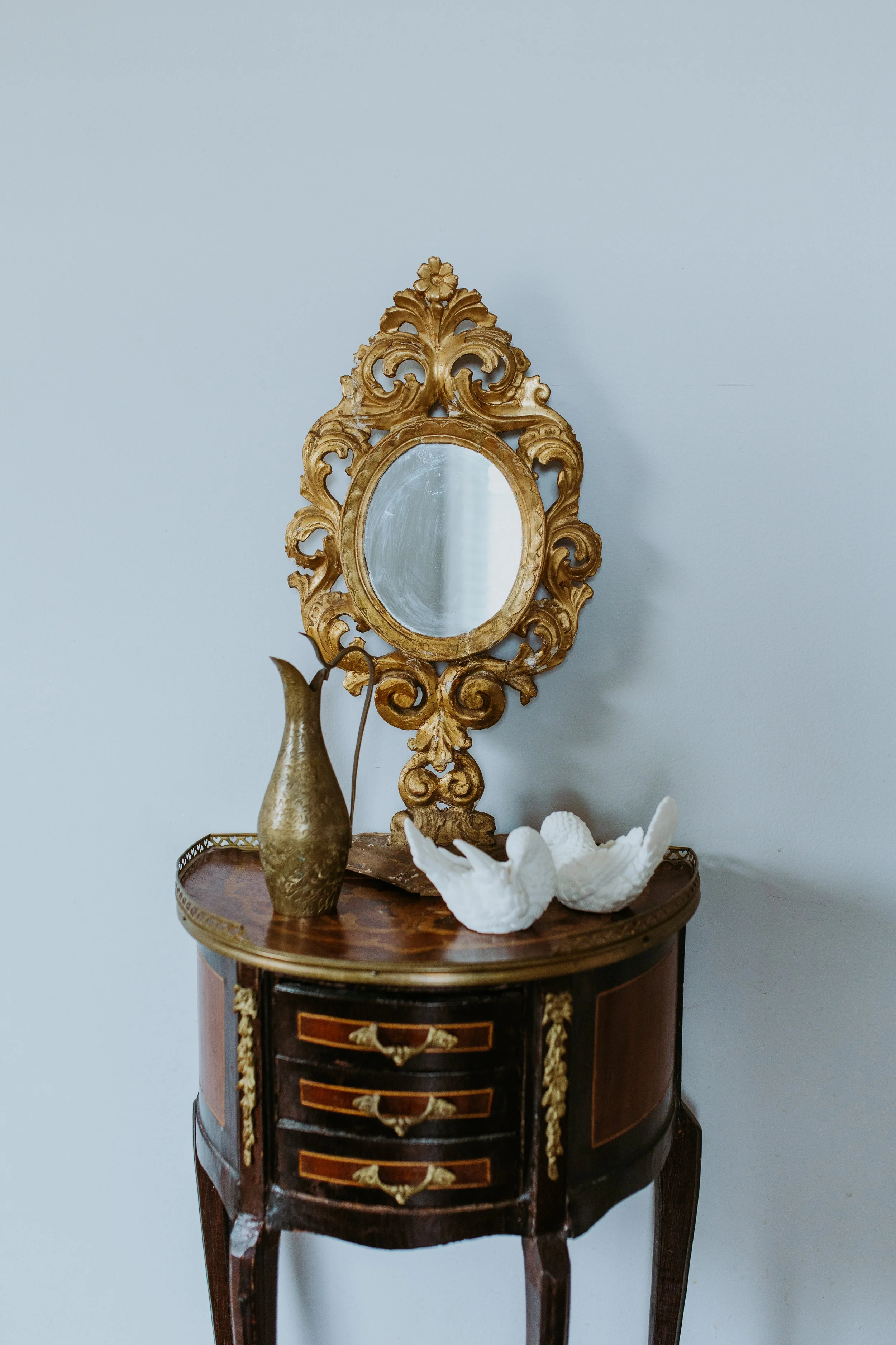 Antique Italian Florentine Gilt Wood Tabletop Vanity Mirror