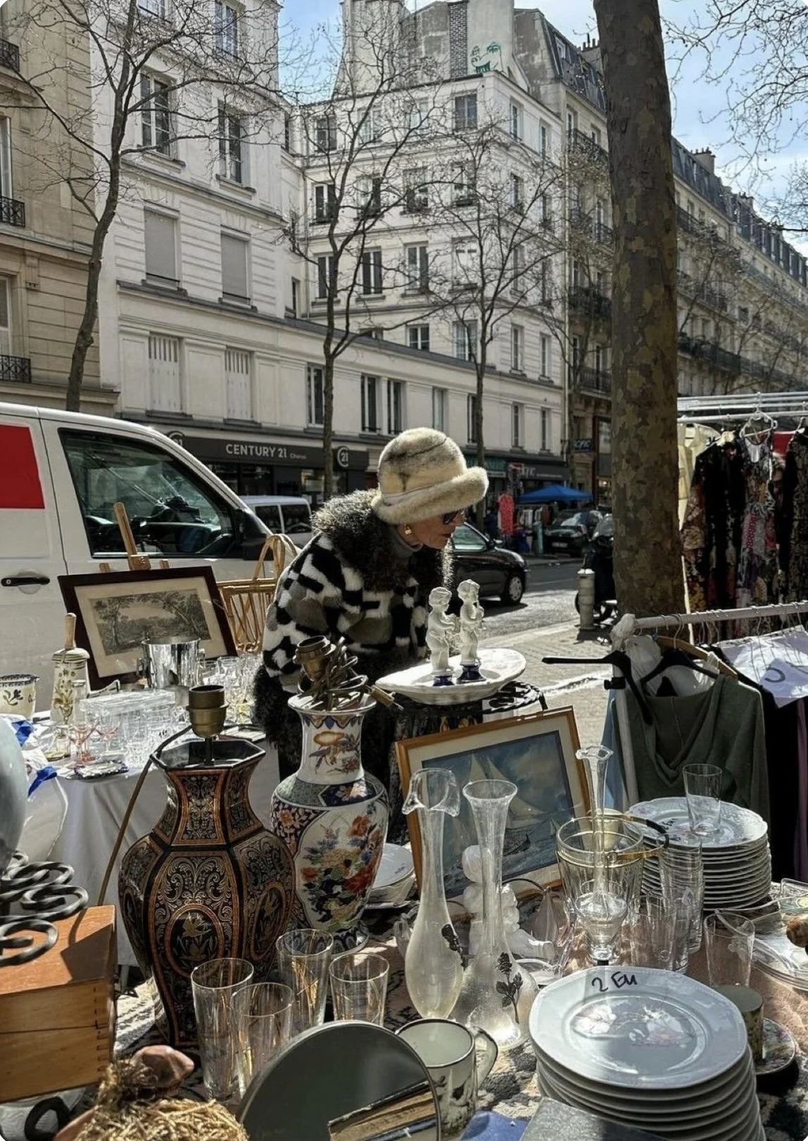 Virtual Paris Shopping Trip