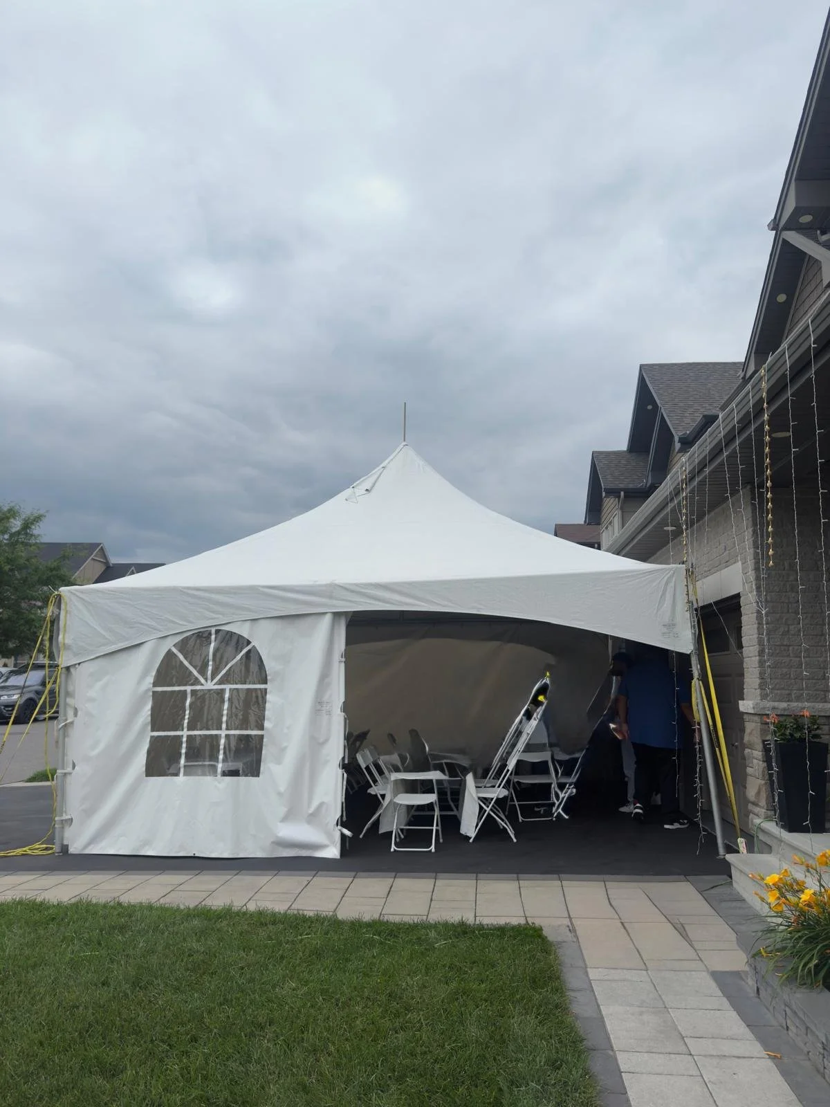 20' x 20' White Frame Tent