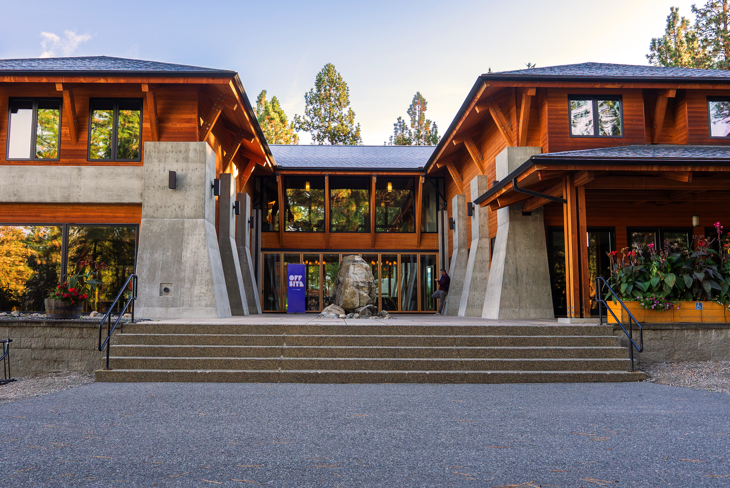 Offsite at Soma Cidery 51-edit.png