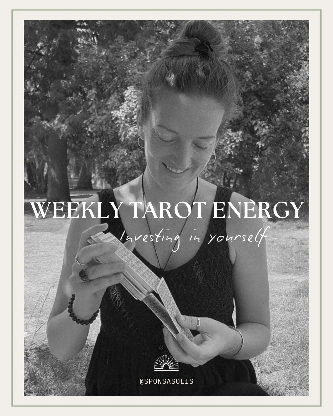Hello lovely souls, happy Monday and happy first of the month! 💫

The Ace of Pentacles arrives at a beautiful time, just a few weeks before the end of this year and a chance to realign and start with a clean slate. The Ace reminds us that in order t