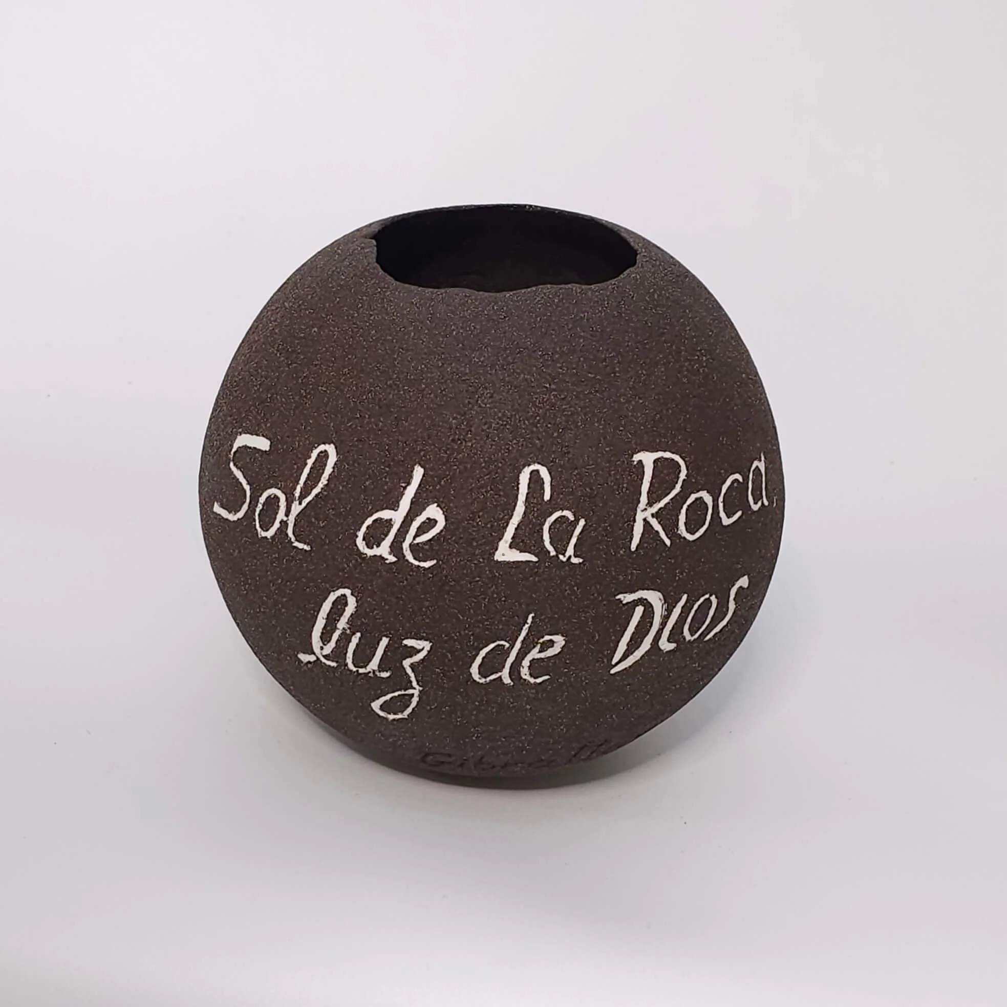 Stoneware vessel with porcelain inlay from The Vessels of the First Light installation