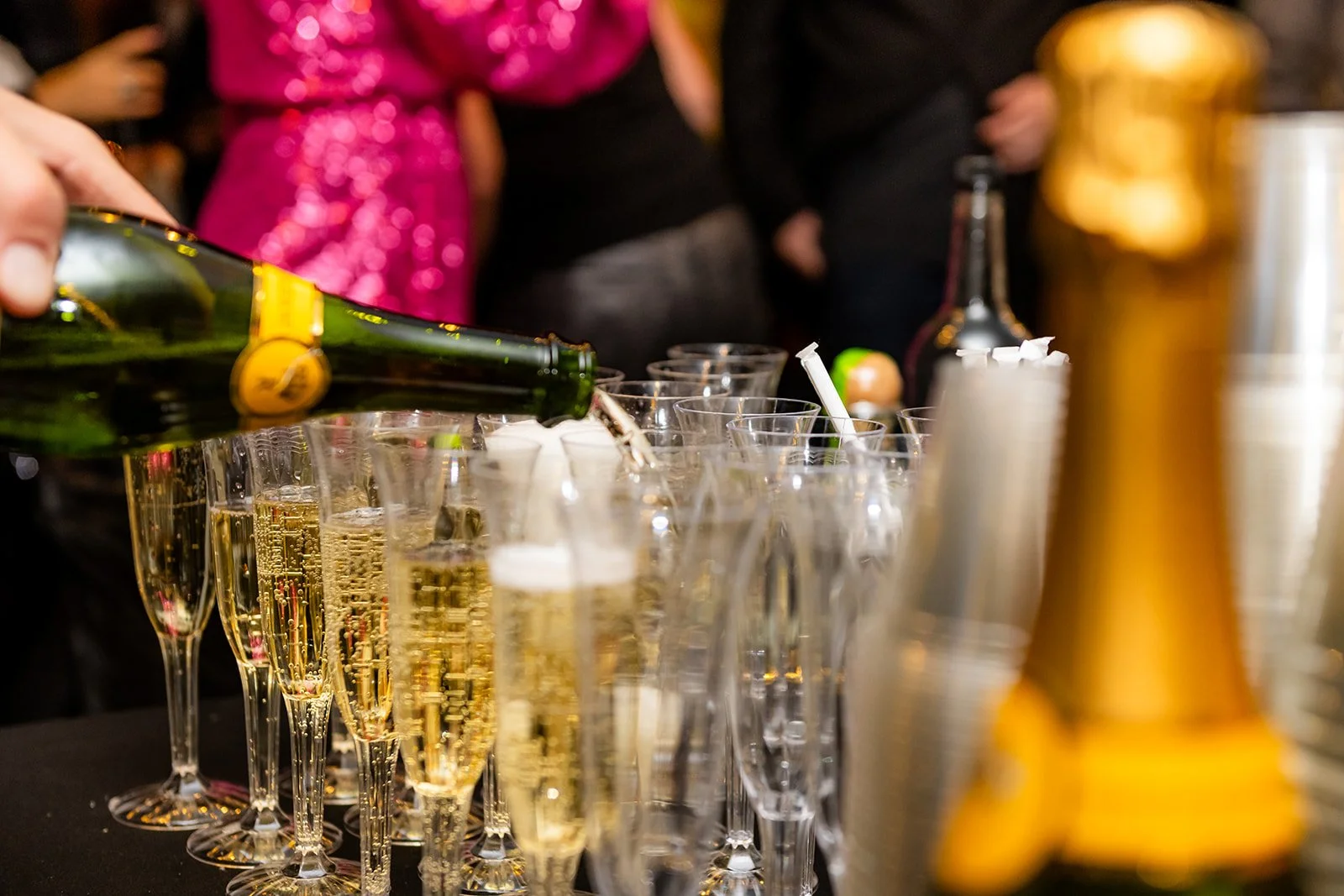 20231231-ArnettesNYE-LaurenLizPhoto-8413_websize.jpg
