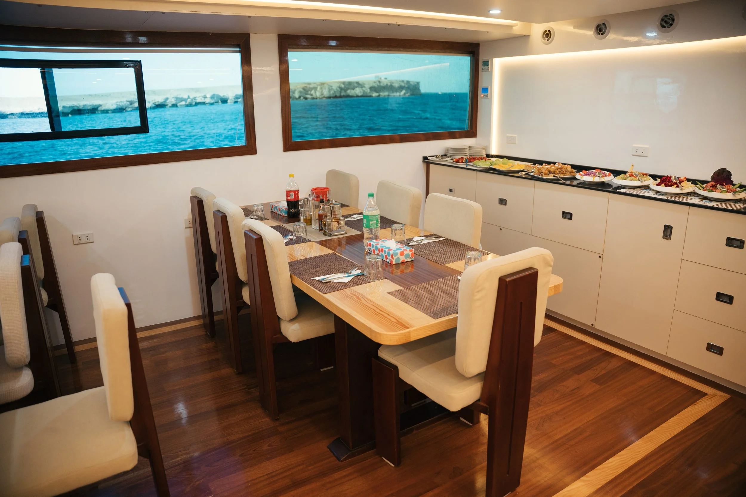 Copy of Sundeck & Lounge6.jpg