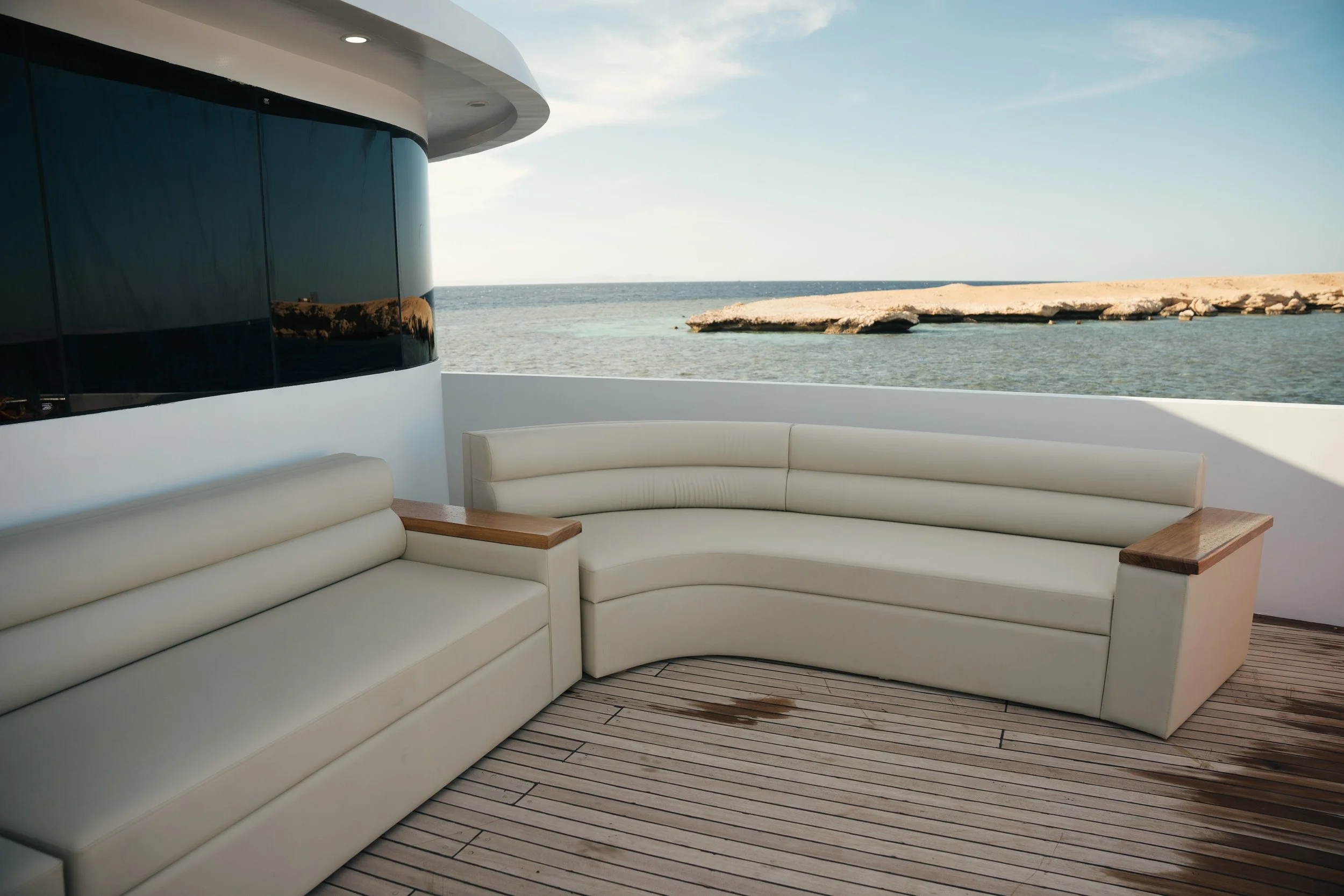 Copy of Sundeck & Lounge2.jpg