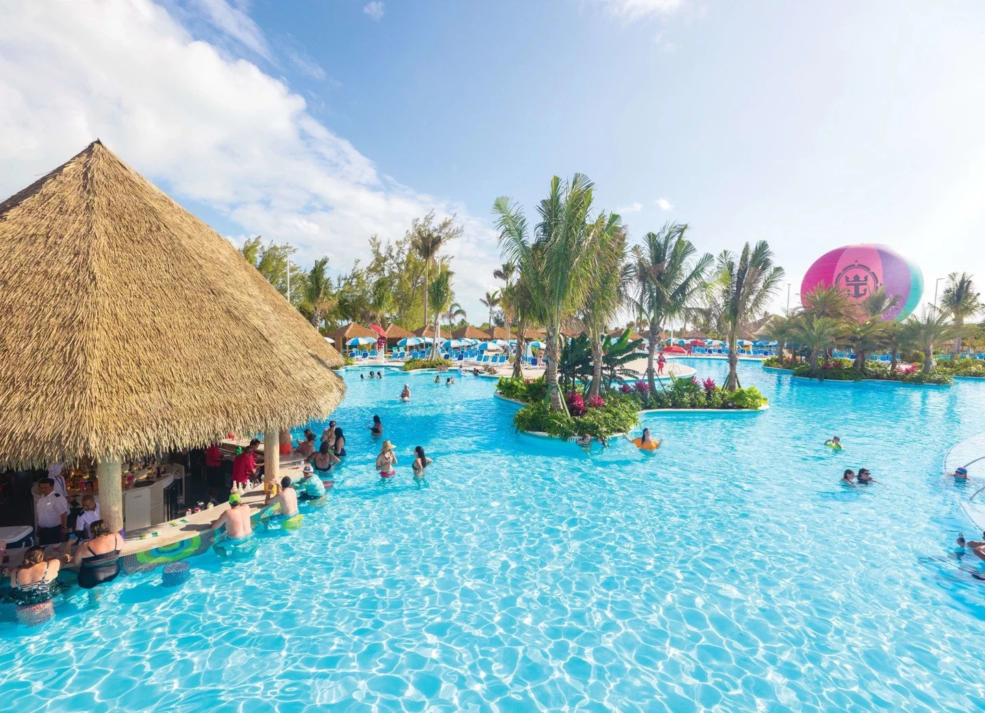 Find your paradise at the largest freshwater pool in the Caribbean, Oasis Lagoon! 🏖️ With kid-friendly coves and refreshing cocktails waiting, there's something for everyone. Soak up the sun, savor a sip of your favorite drink, and relax in style! ?