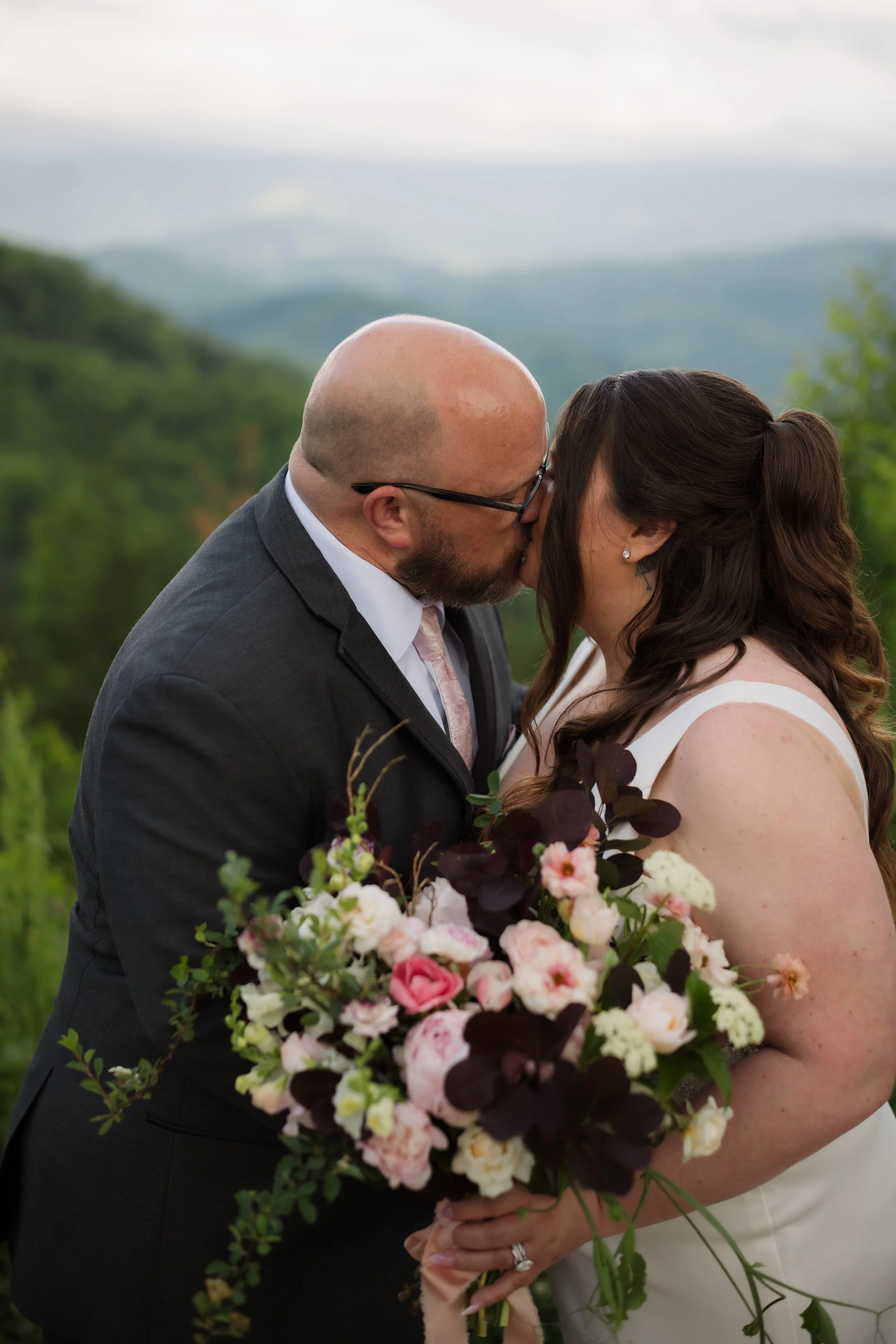 peaceful-side-elopements-gatlinburg-elopement-9621.jpg