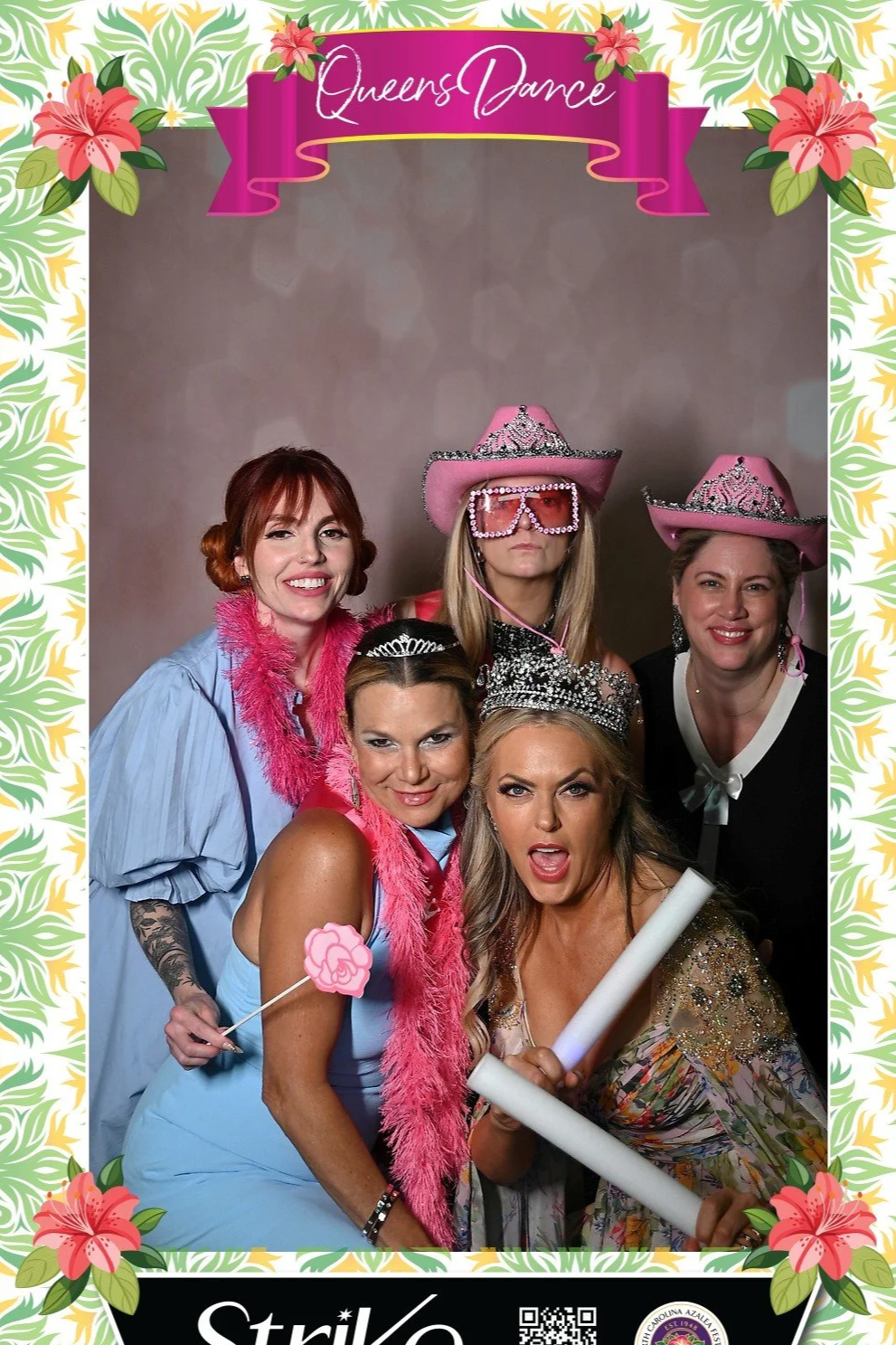 Group of women having fun with the mirror photobooth in wilmington NC, at the Wilmington Convention Center. 
