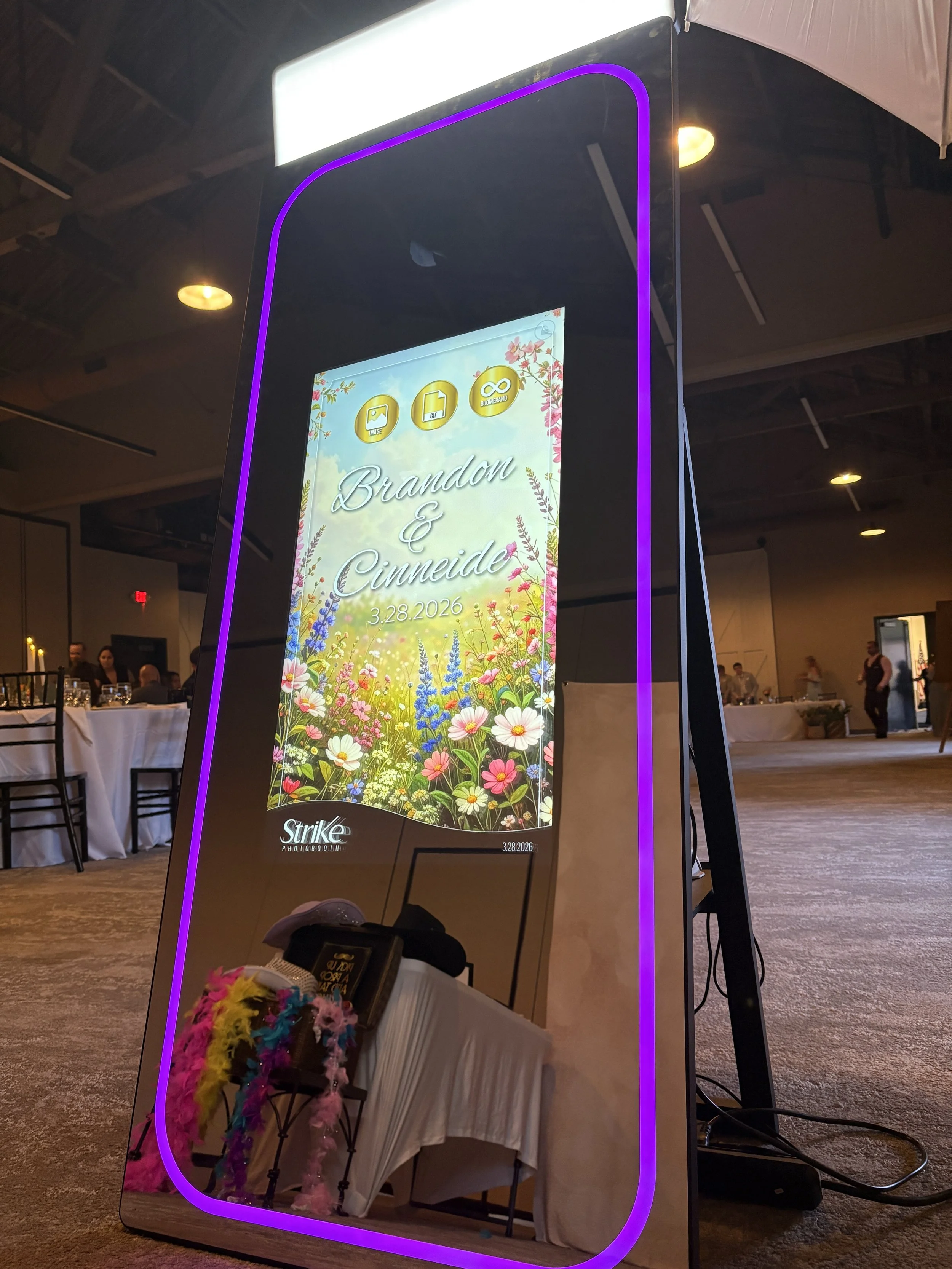 Wedding Mirror photo booth fun in wilmington NC!