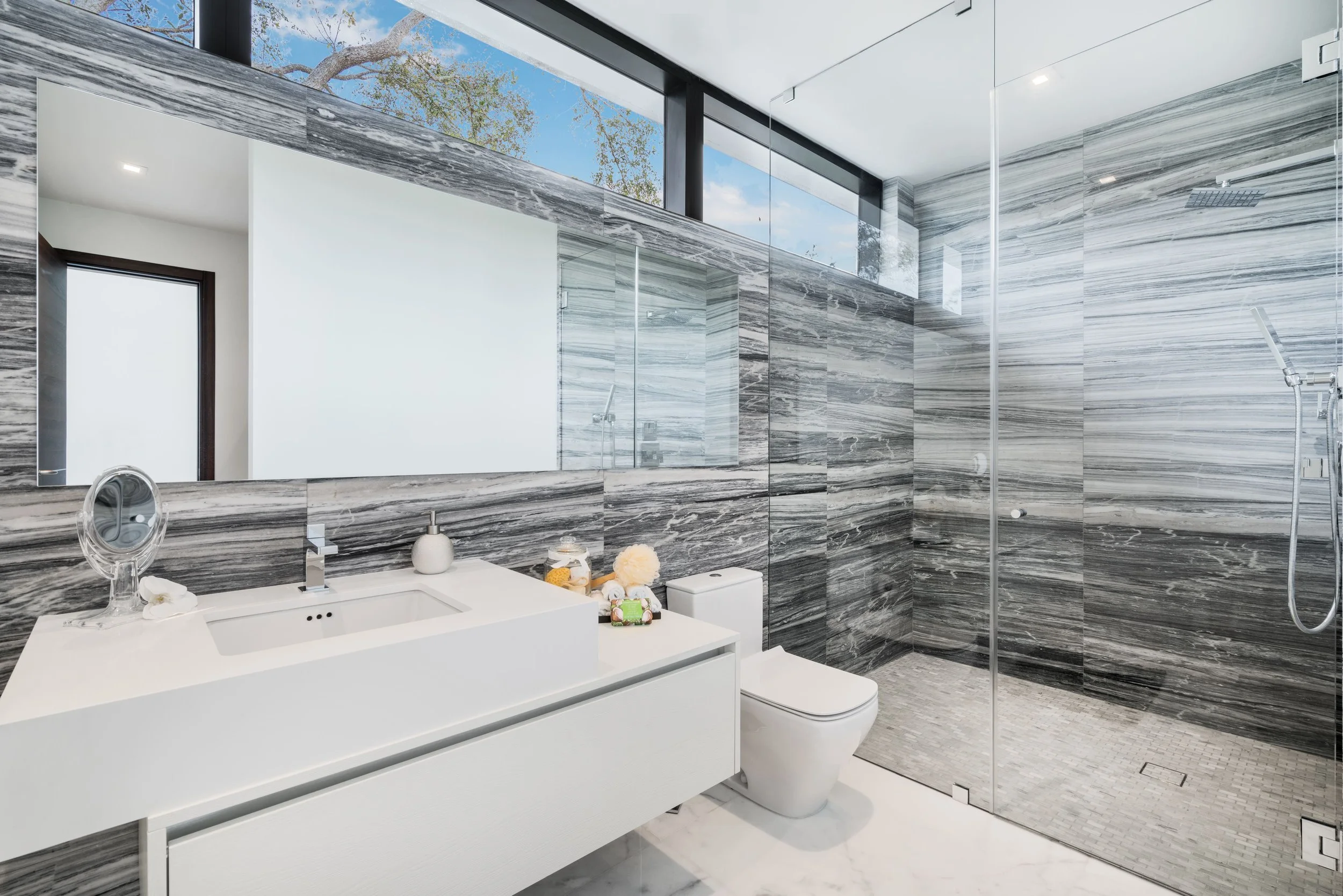 9121 SW 62nd Ct_DSC9370-HIGH.jpg