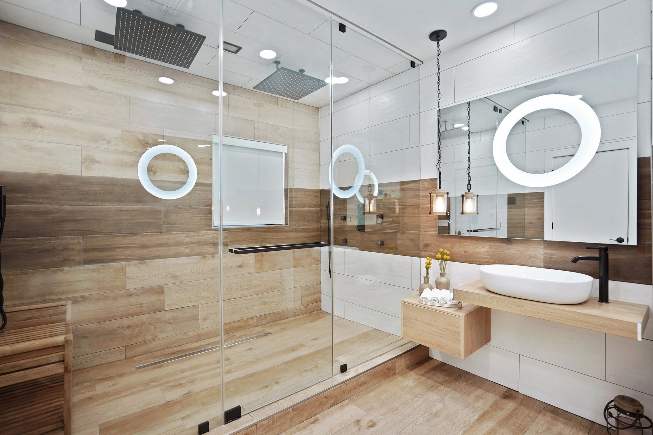 30 MLS - MASTER BATHROOM A .jpg