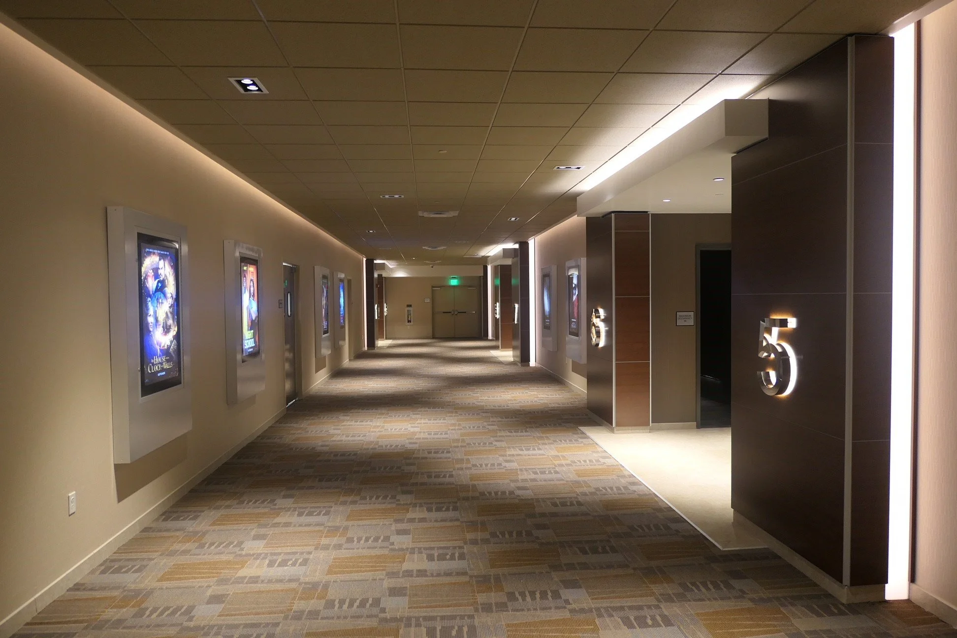 PROMENADE1.jpg
