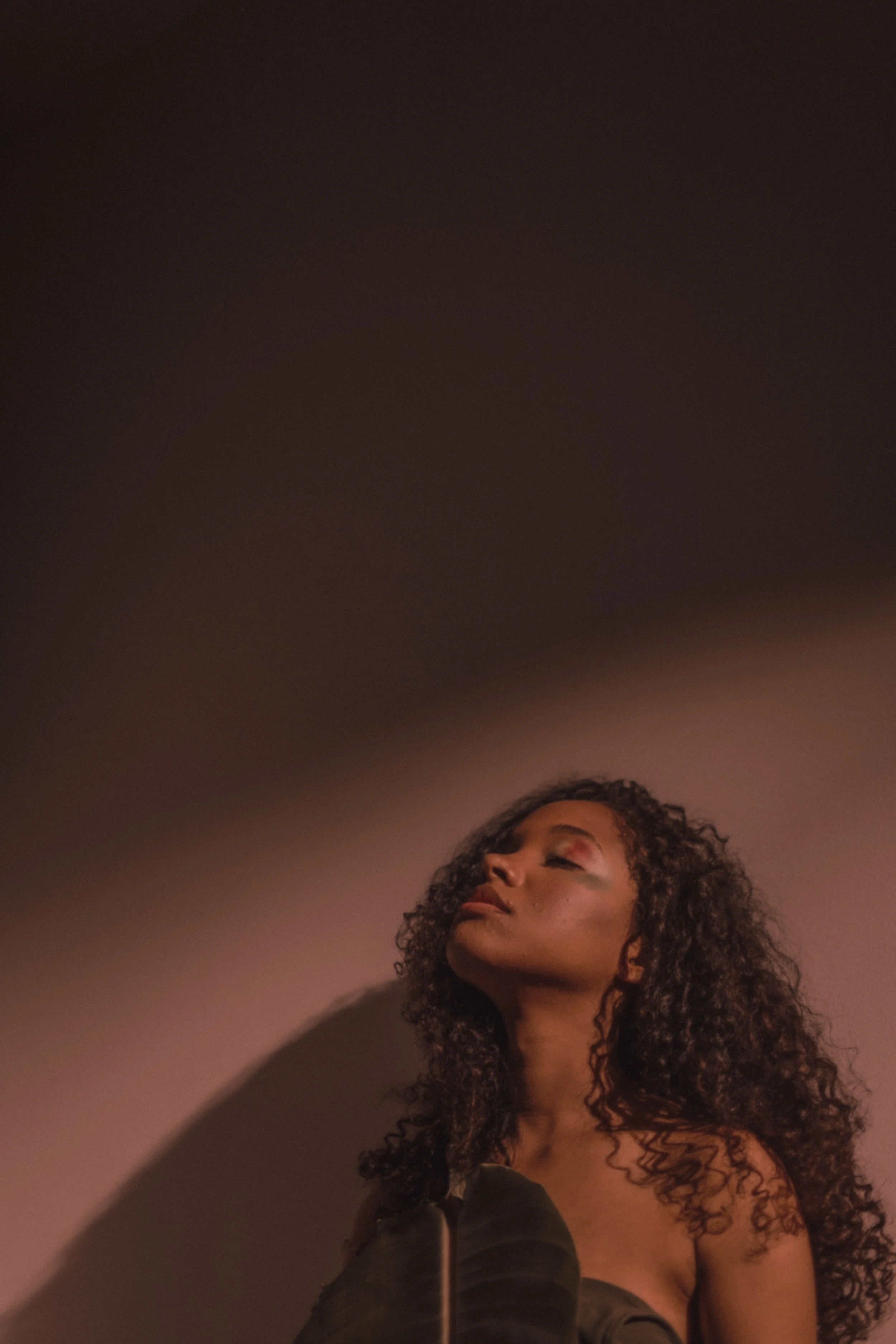 shadow-woman-7.jpg