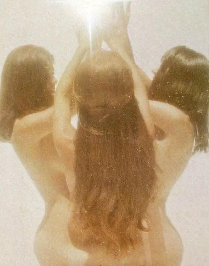 TROIS
