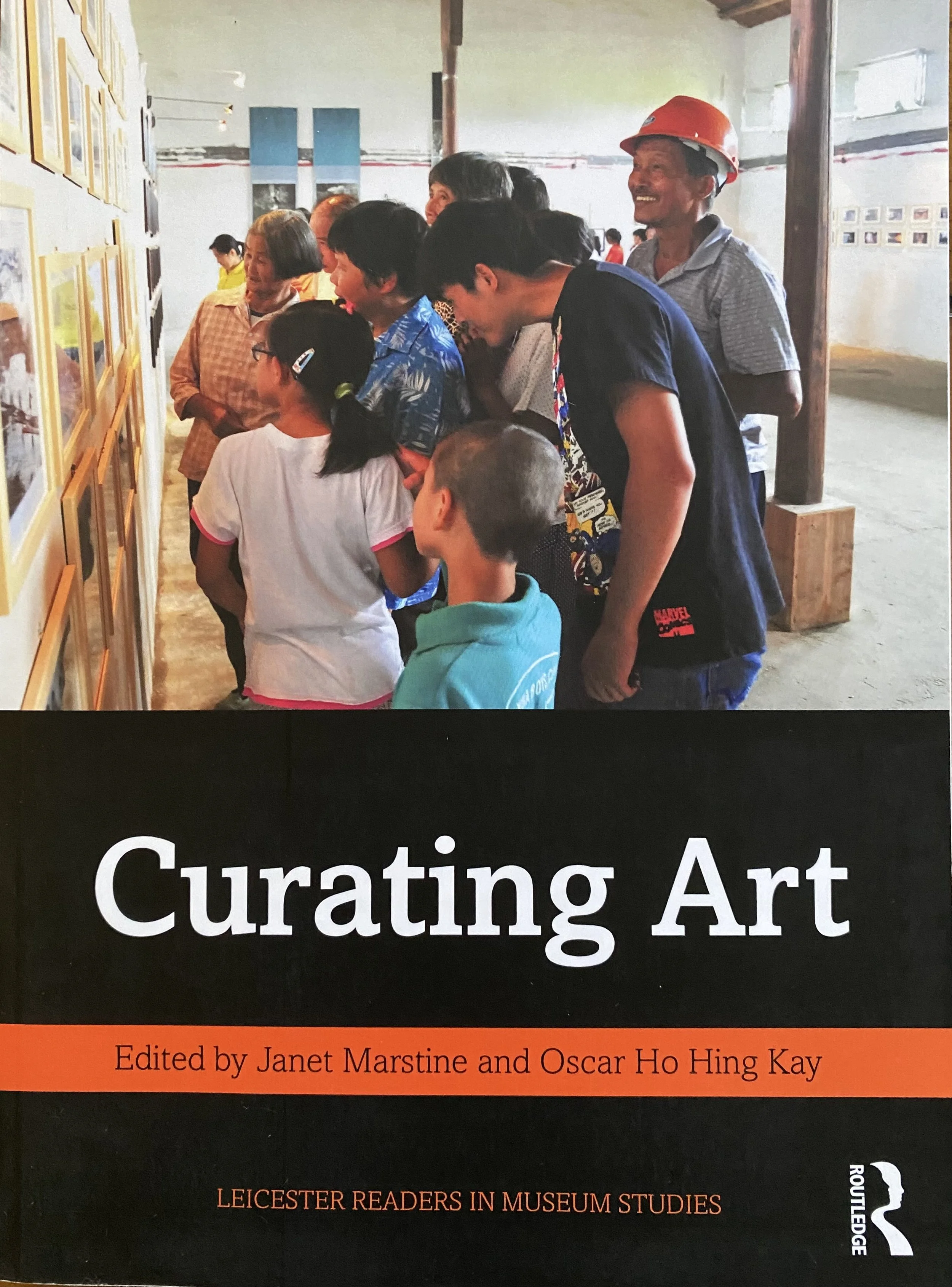 2021︱Curatorial Art,Appropriating the apparatus of the Institution. Edited by Janet Marstine and Oscar Ho Hing Kay,London:Routledge
Writing Subject: Trading Place: Museum of Contemporary Art,P. 365-376